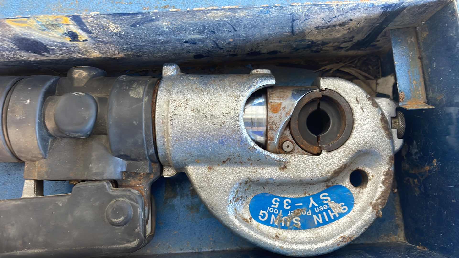 Photo 3 of SHIN SUNG GREEN POWER TOOL Y-35 HAND CRIMPER TOOL