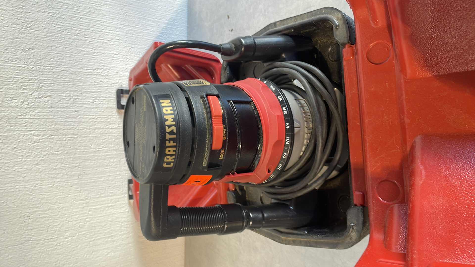 Photo 4 of CRAFTSMAN ELECTRONIC ROUTER MODEL 315.175060 IN CASE