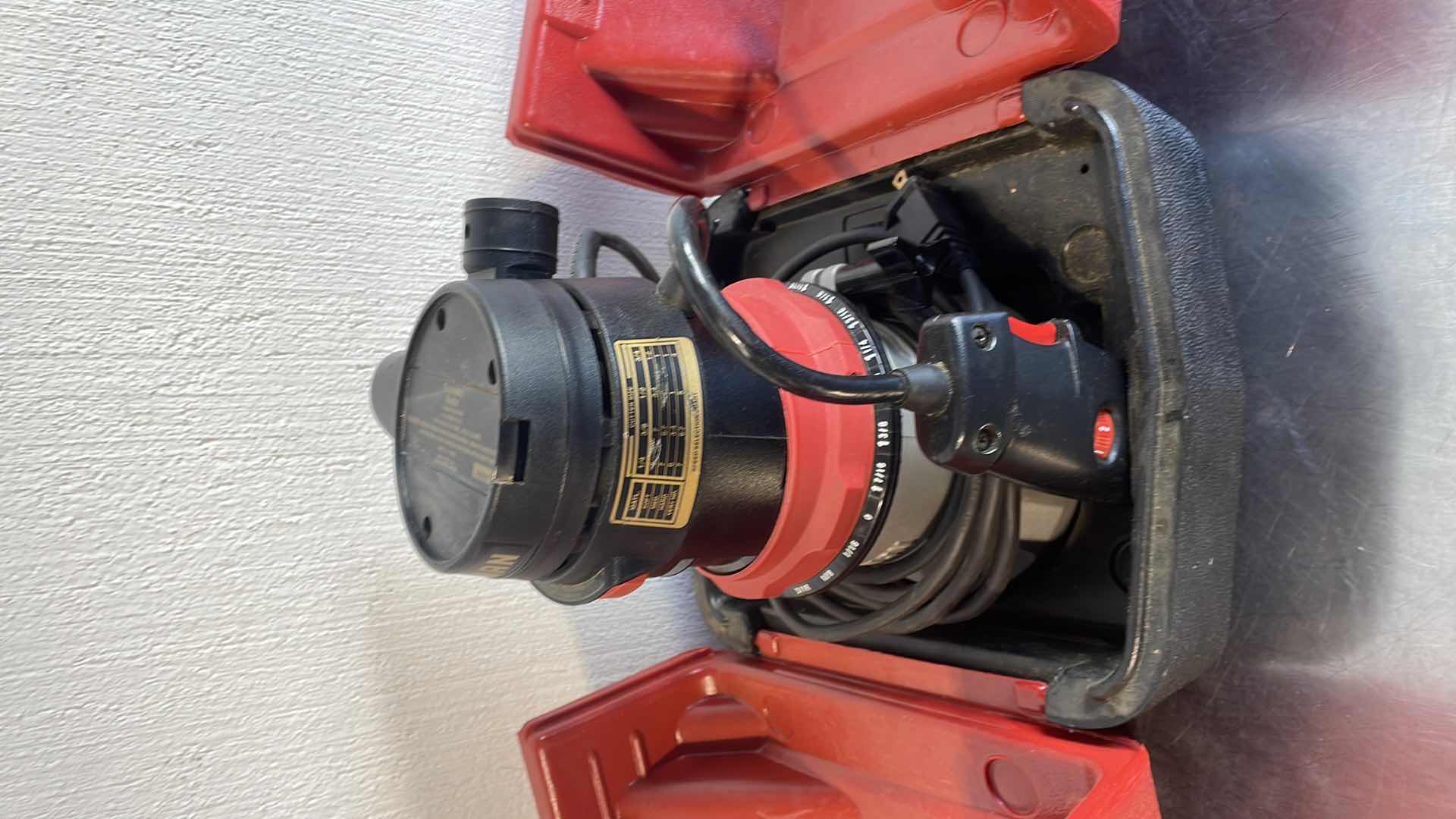 Photo 2 of CRAFTSMAN ELECTRONIC ROUTER MODEL 315.175060 IN CASE