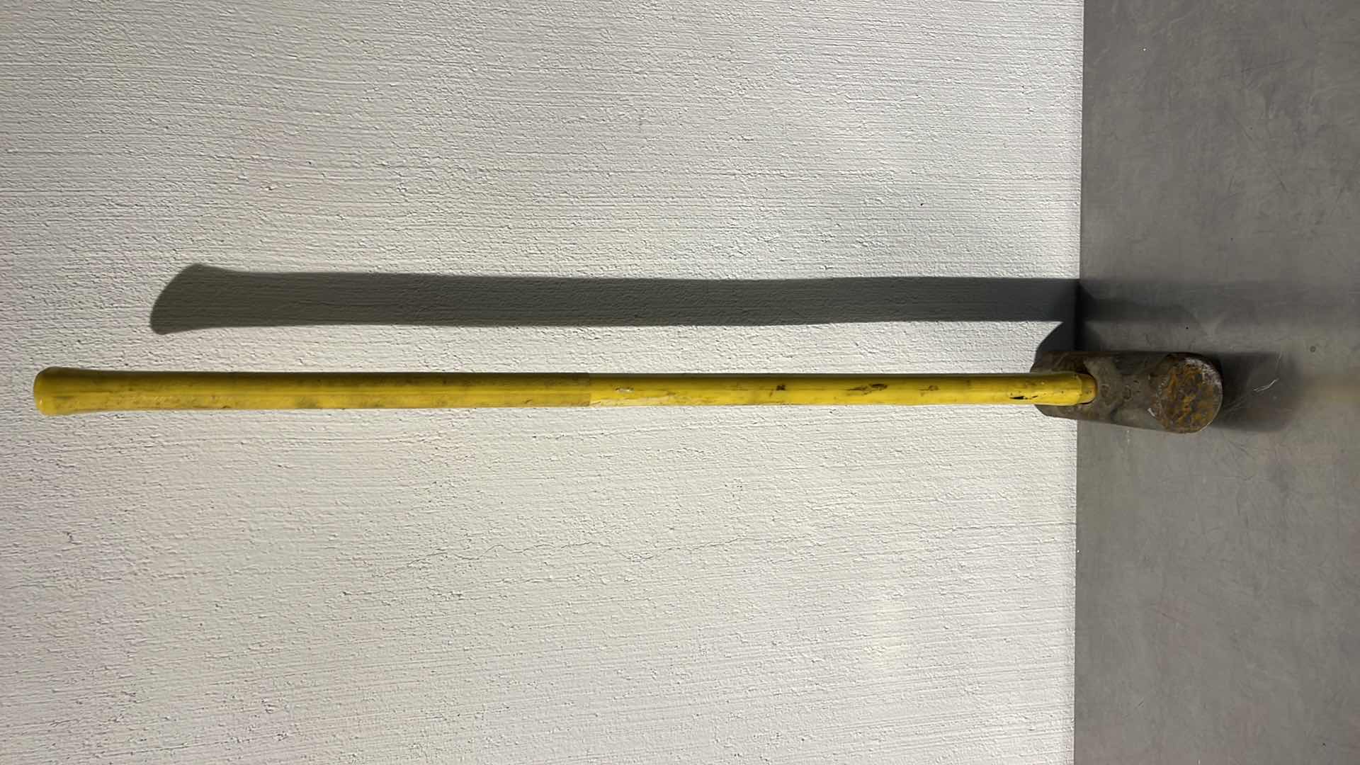 Photo 1 of SLEDGEHAMMER 10LB