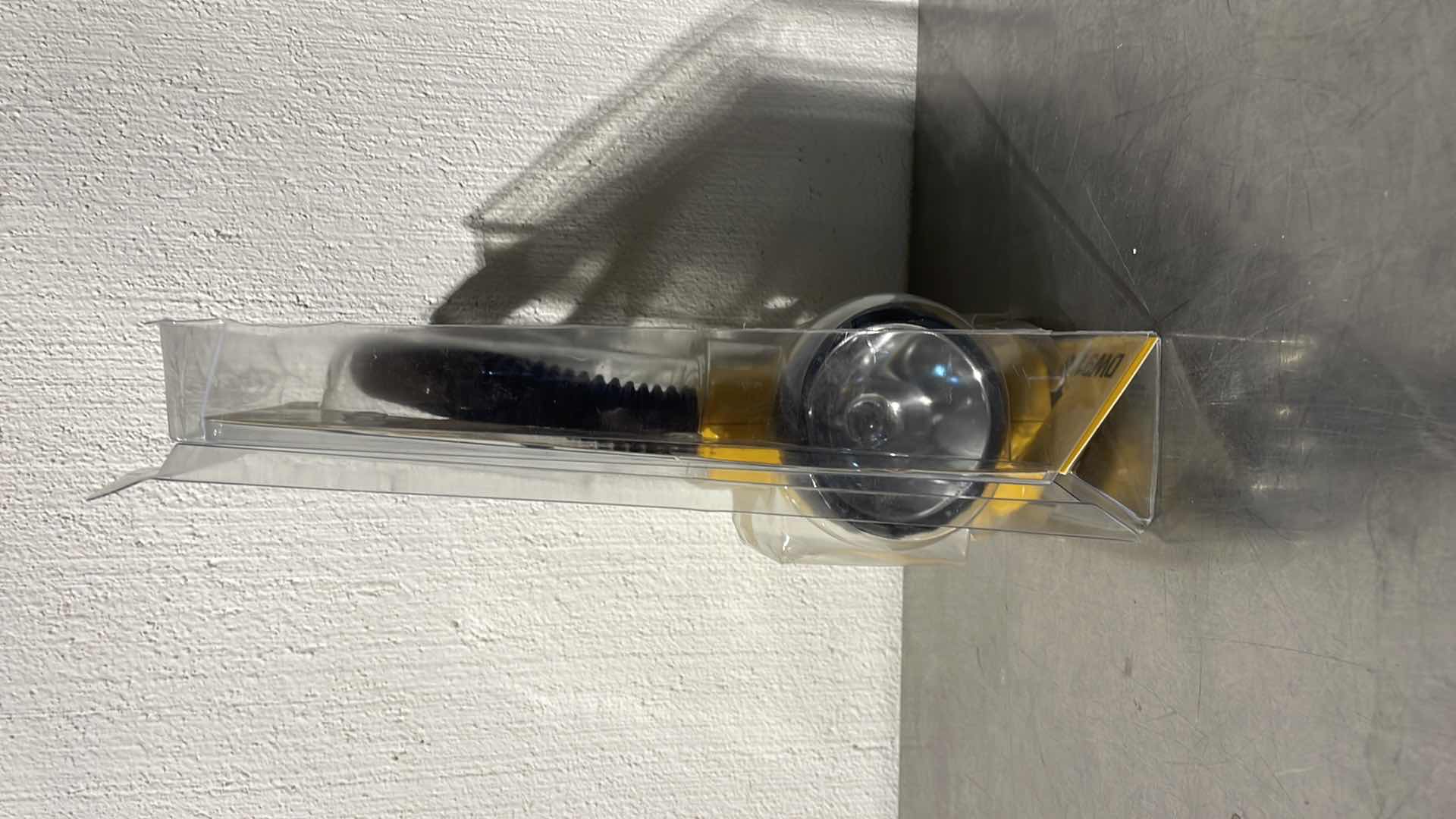 Photo 2 of NIP DEWALT FLASHLIGHT DW918 14.4V