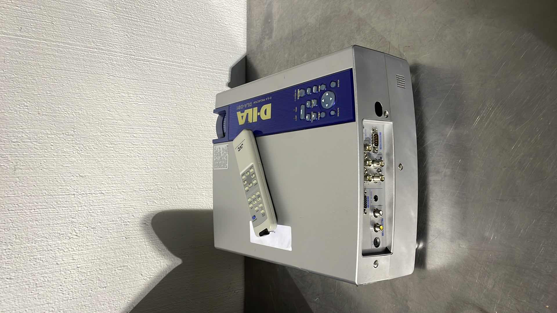 Photo 1 of JVC DLA-DS1U PROJECTOR WITH ROLLING CASE UNKNOWN COMBINATION TO ROLLER CASE