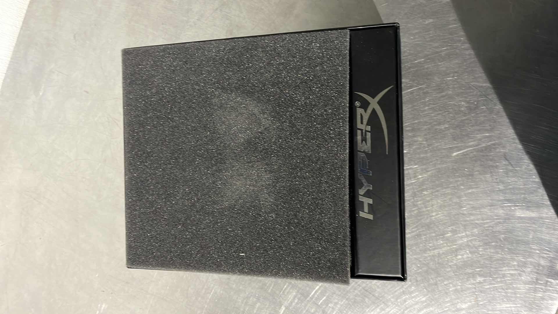 Photo 1 of KINGSTON HYPER X GAMING HEADSET UNKNOWN MISSING PARTS UNABLE TO TEST