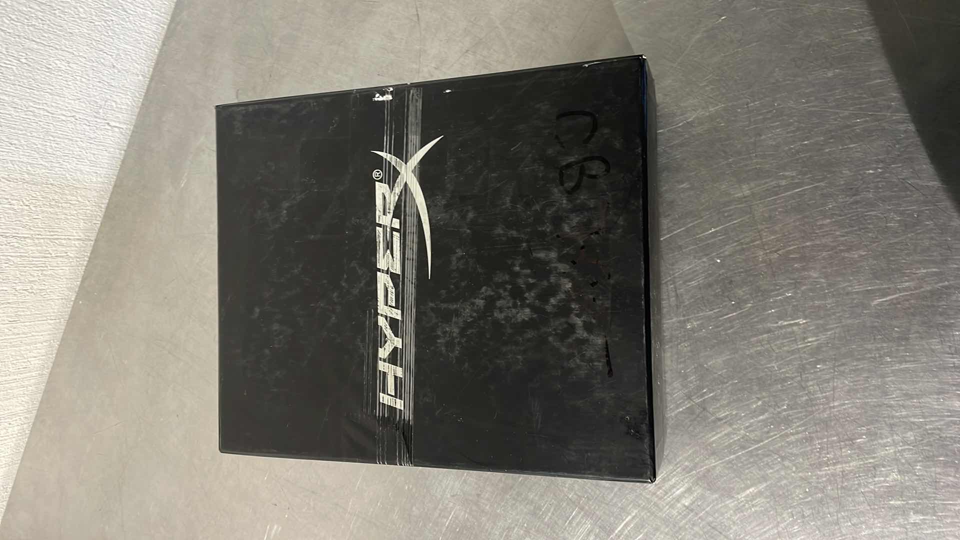 Photo 1 of KINGSTON HYPER X GAMING HEADSET UNKNOWN MISSING PARTS UNABLE TO TEST