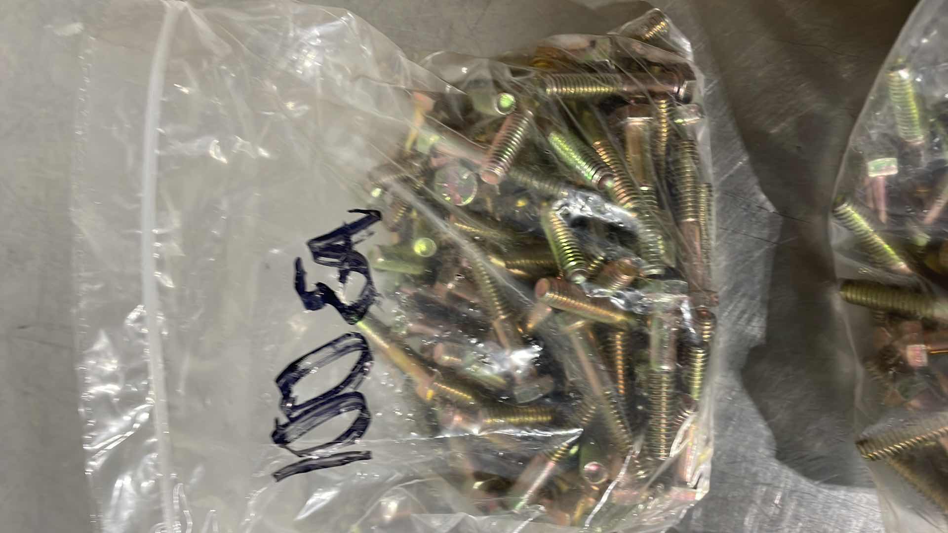 Photo 1 of 5/16-18 X 1-3/4" GRADE 5 HEX BOLTS 400 pcs