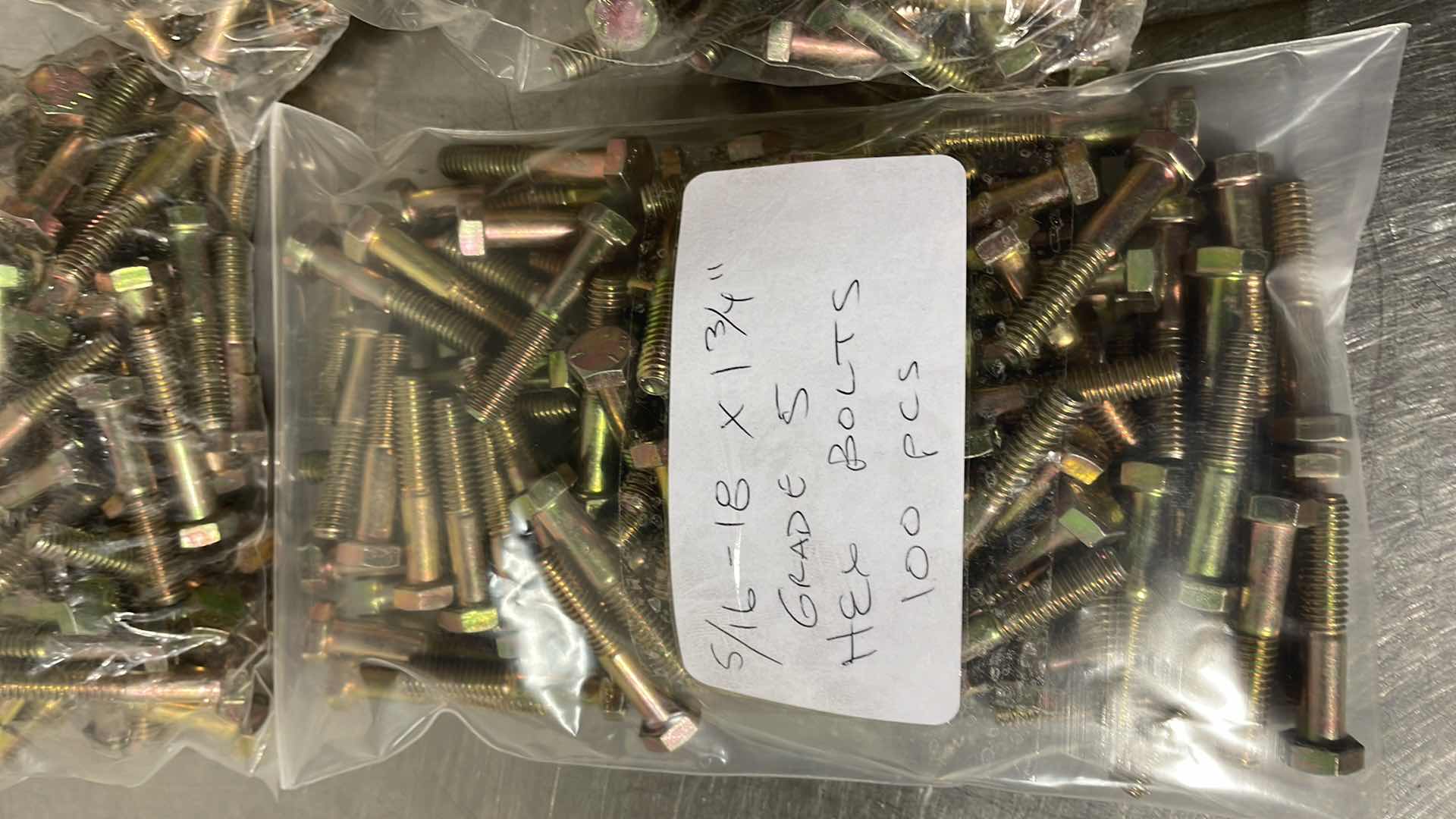 Photo 1 of 5/16-18 X 1-3/4" GRADE 5 HEX BOLTS 400 pcs