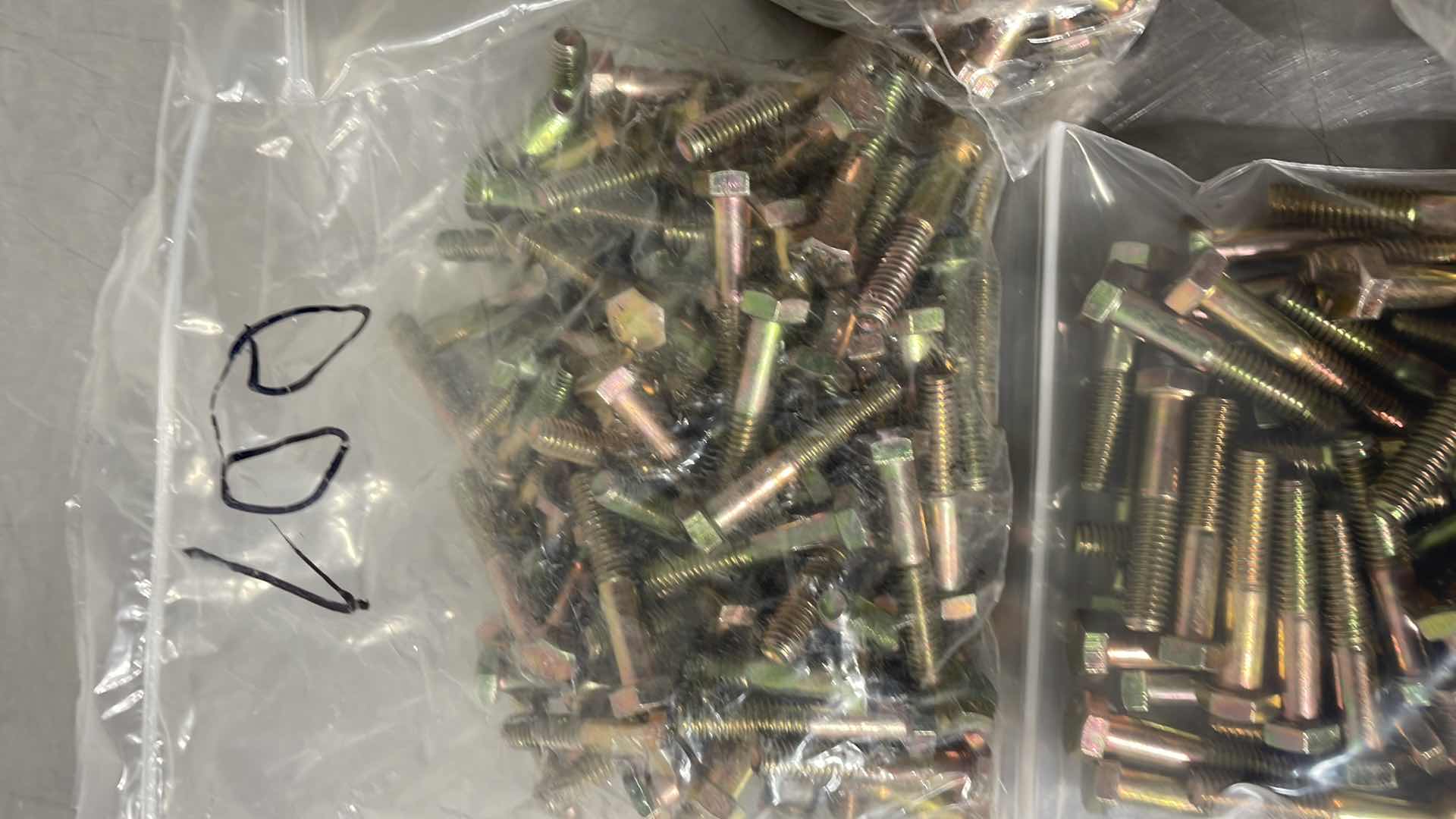 Photo 1 of 5/16-18 X 1-3/4" GRADE 5 HEX BOLTS 400 pcs