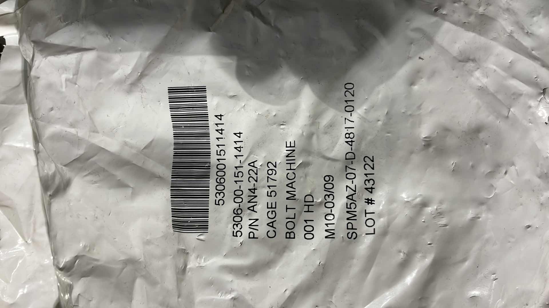 Photo 1 of 1/4” -28 X 2-9/32” MACHINE BOLT P/N AN4-22A (400)