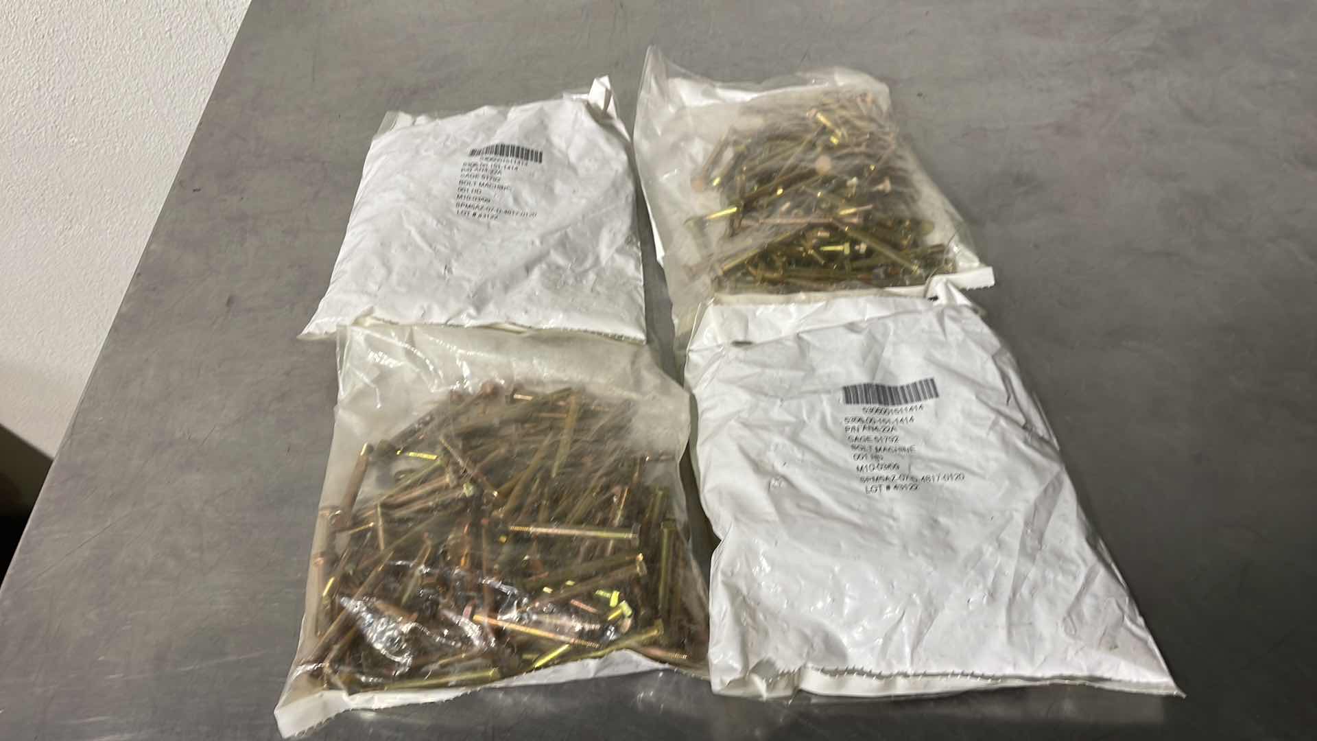 Photo 1 of 1/4” -28 X 2-9/32” MACHINE BOLT P/N AN4-22A (400)