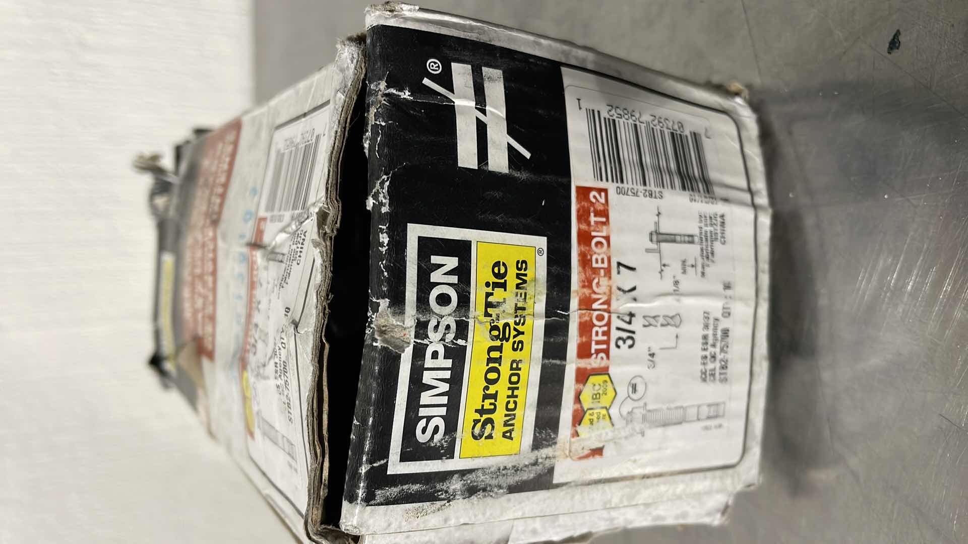 Photo 1 of SIMPSON STRONG-TIE STB2-75700 3/4" X 7" ZINC STRONG-BOLT2 WEDGE ANCHOR 10CT
