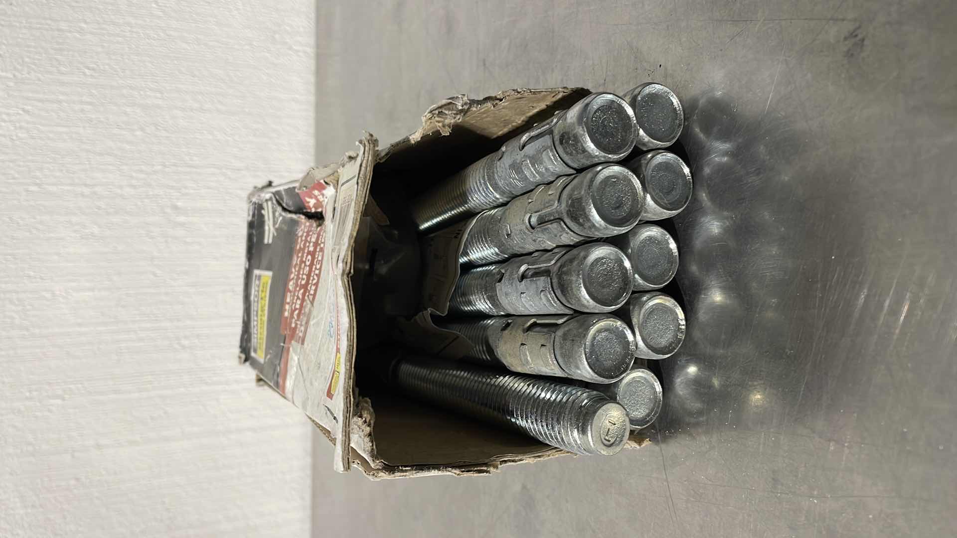 Photo 1 of SIMPSON STRONG-TIE STB2-75700 3/4" X 7" ZINC STRONG-BOLT2 WEDGE ANCHOR 10CT