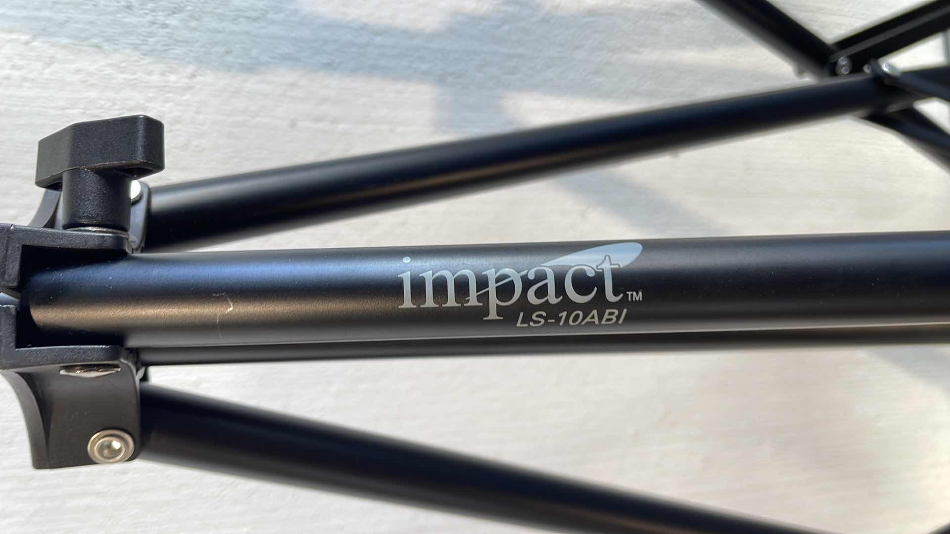 Photo 1 of IMPACT LS-10ABI IMPACT AIR-CUSHIONED LIGHT STAND (BLACK, 10') (2)