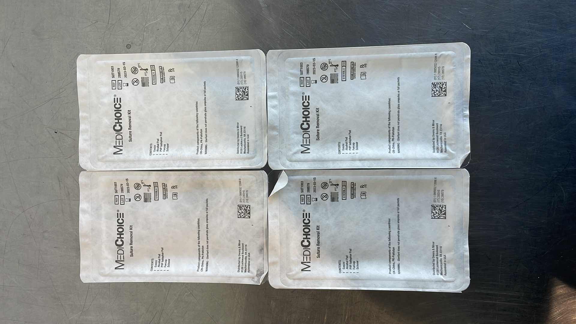 Photo 1 of MEDICHOICE SUTURE REMOVAL KIT (4)