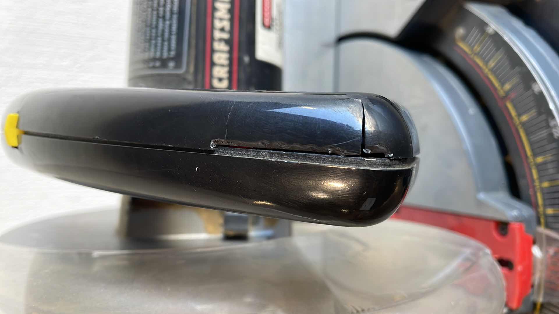 Photo 3 of CRAFTSMAN 12” COMPOUND MITER SAW HANDLE CRACKED STILL WORKS  SOLD AS IS