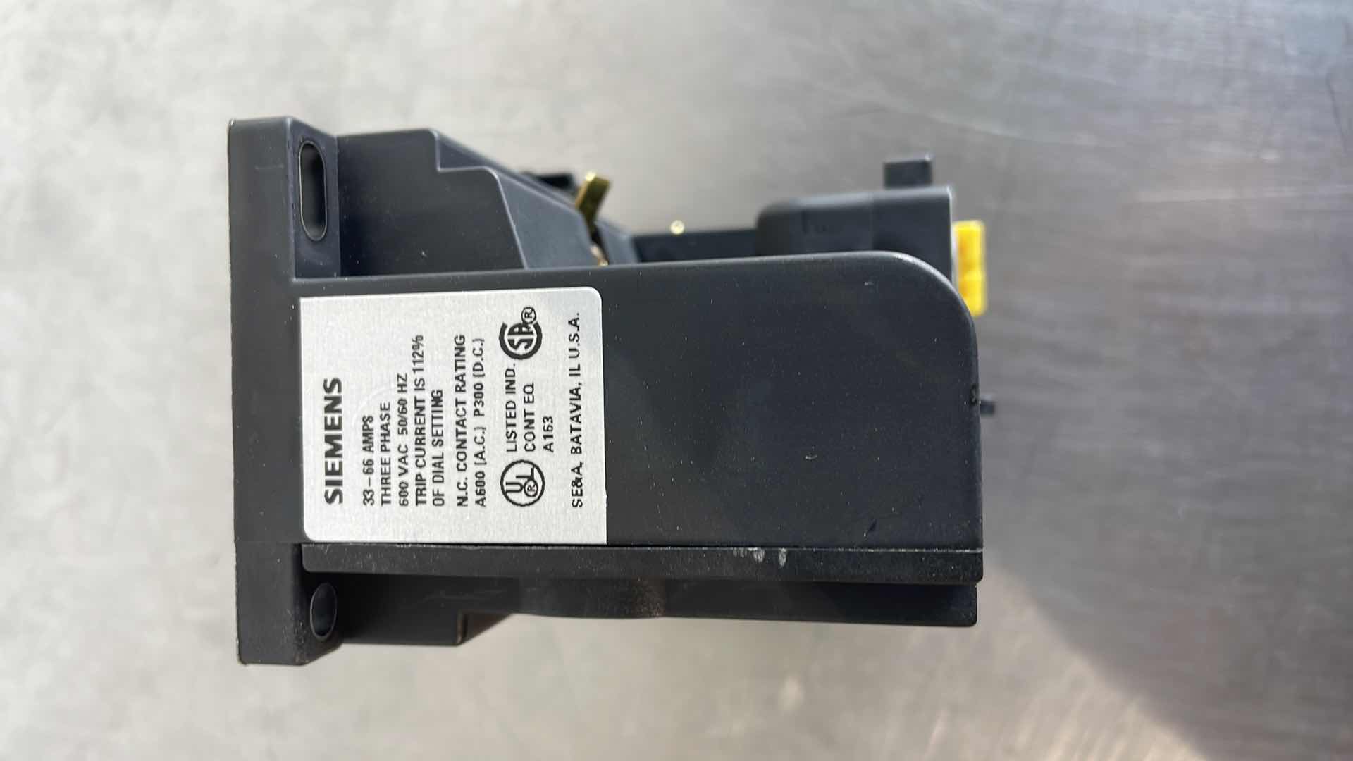 Photo 1 of SIEMENS OVERLOAD RELAY 33-66AMPS 3 PHASE CAT NO 958L109442U