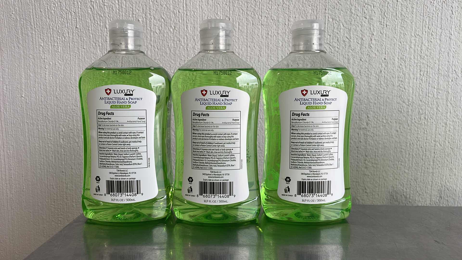 Photo 1 of LUXURY HYGIENE ALOE VERA LIQUID HAND SOAP 3-16.9oz BOTTLES