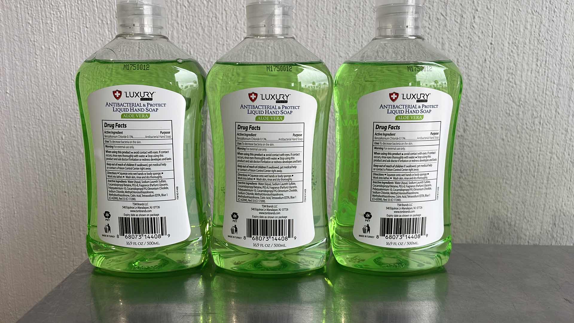 Photo 1 of LUXURY HYGIENE ALOE VERA LIQUID HAND SOAP 3-16.9oz BOTTLES