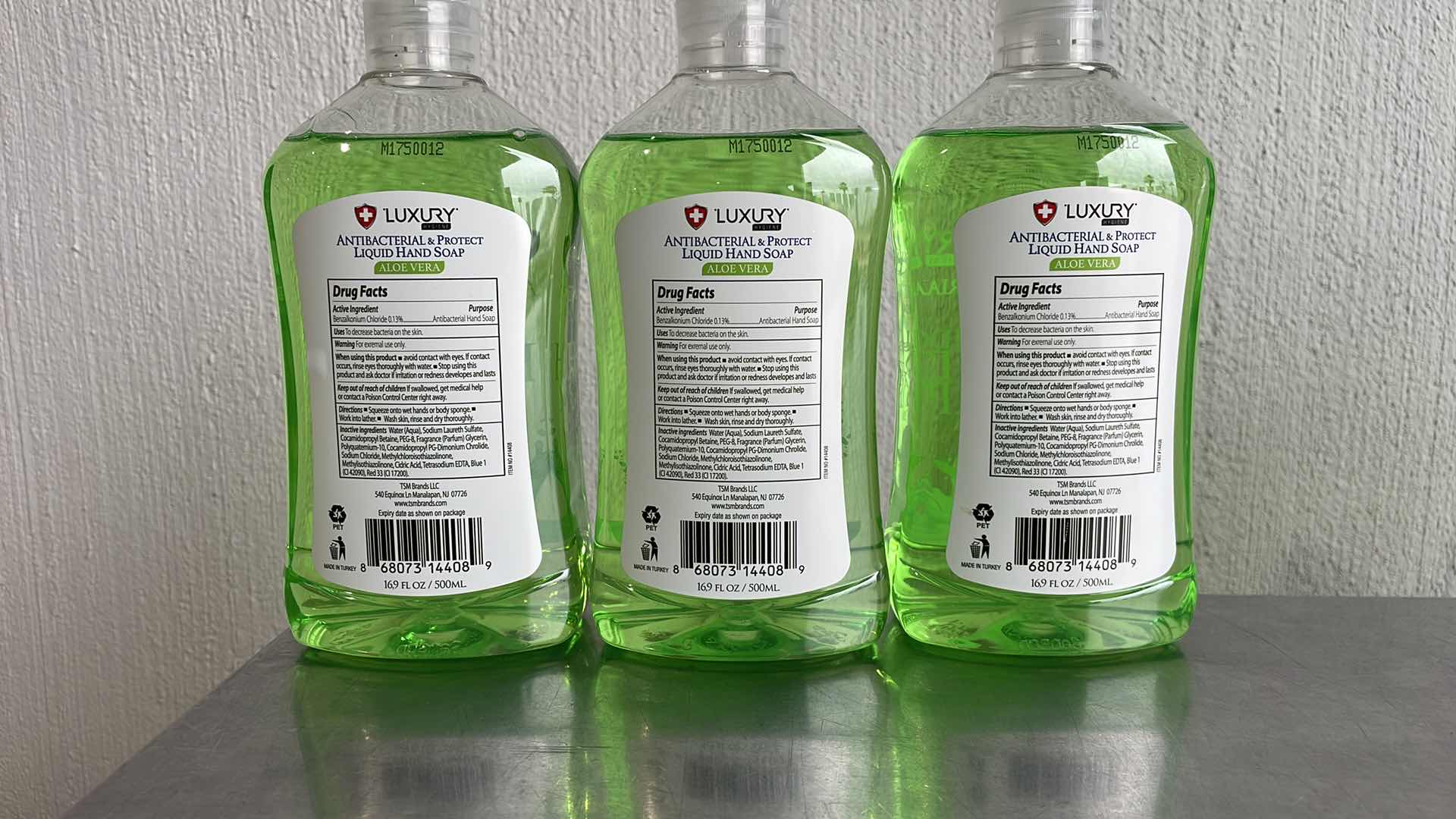 Photo 1 of LUXURY HYGIENE ALOE VERA LIQUID HAND SOAP 3-16.9oz BOTTLES