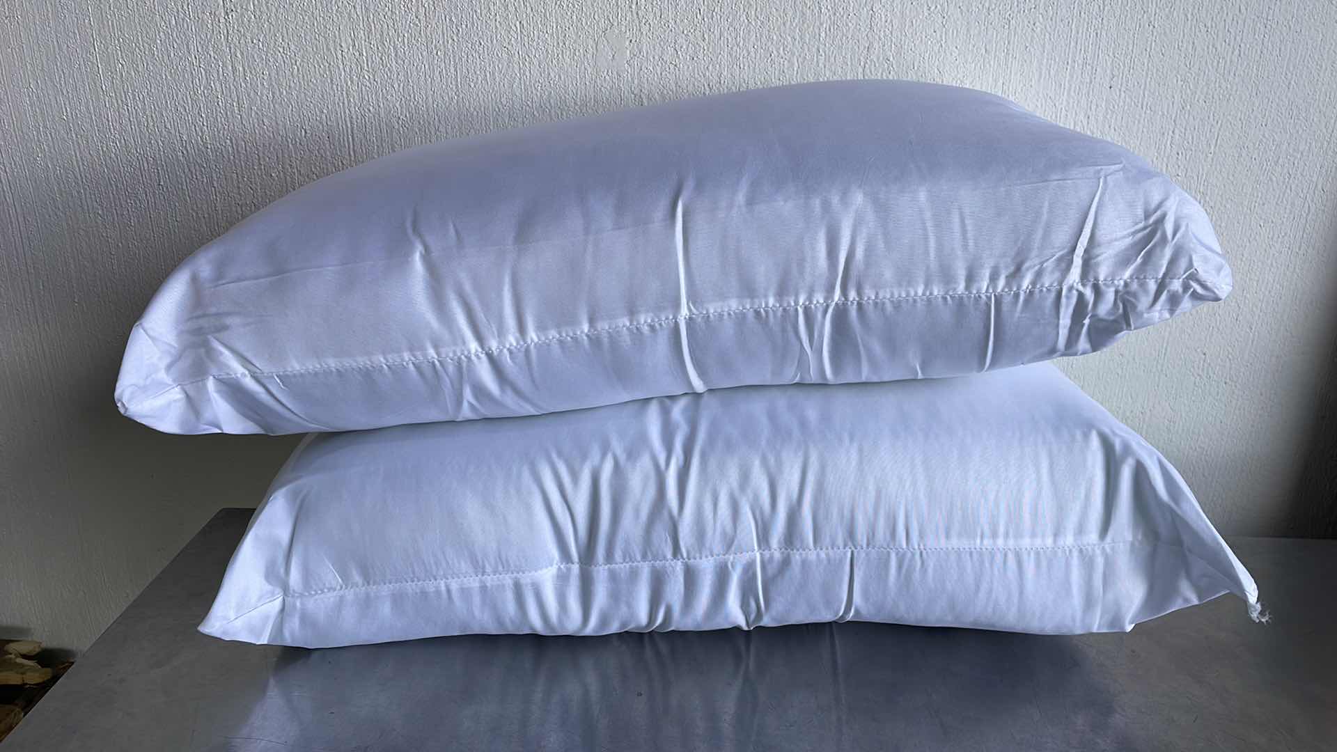 Photo 1 of PILLOWS 100% POLYESTER (2)