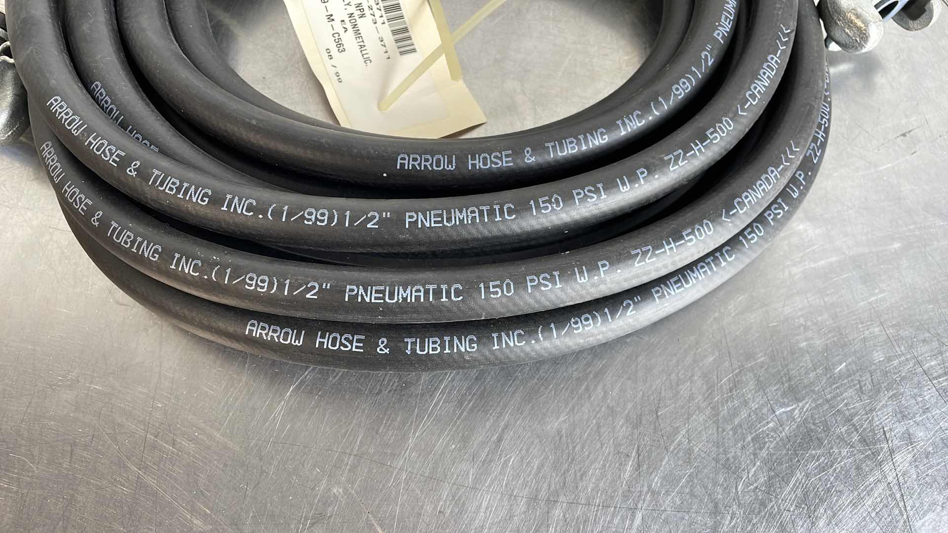 Photo 1 of 1/2” PNEUMATIC AIR HOSE WITH QUICK CONNECT FITTINGS 150PSI 25FT