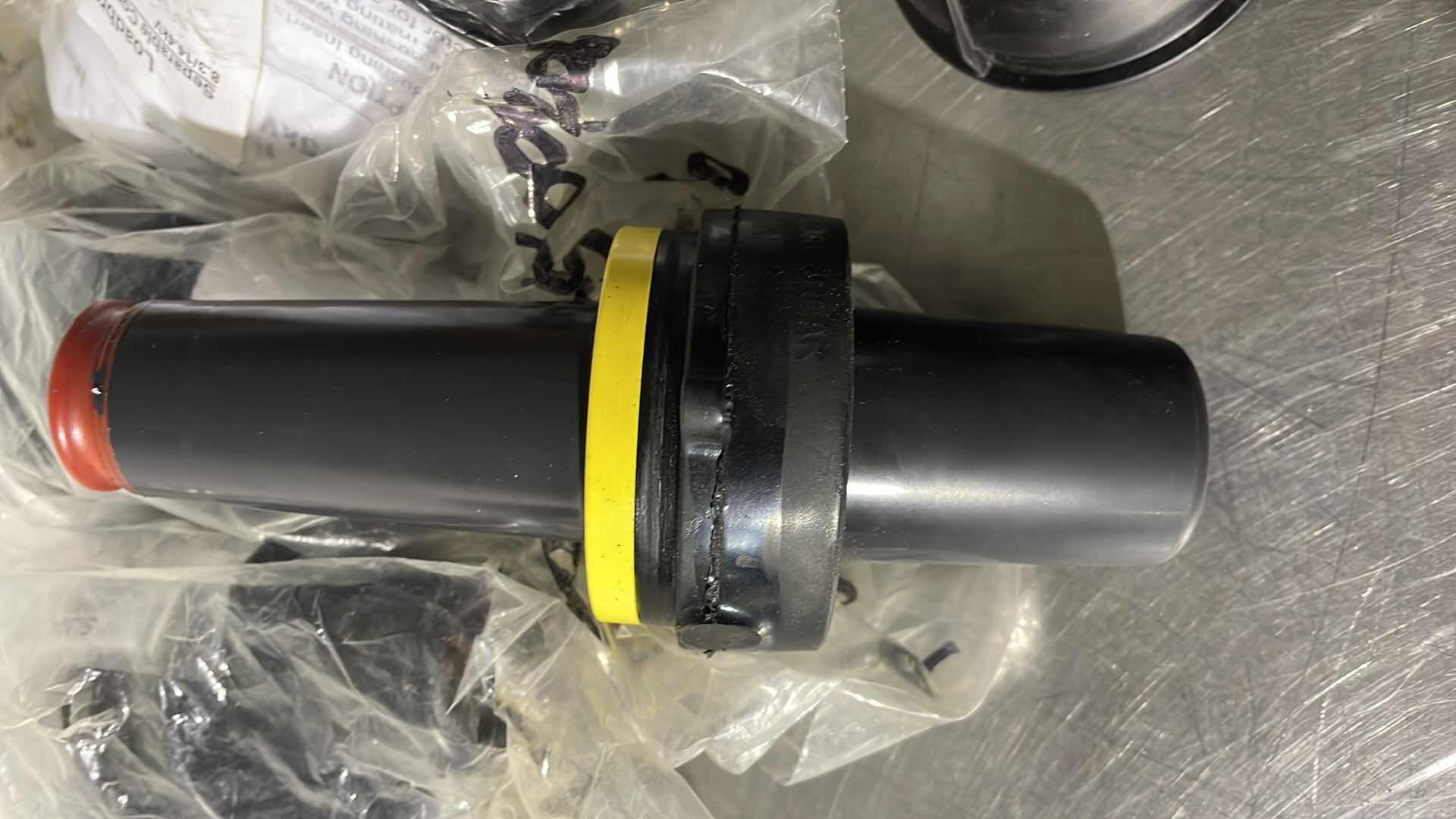 Photo 1 of HUBBELL POWER SYSTEMS, INC. LOADBREAK BUSHING INSERT 215BI SEPARABLE CONNECTOR SYSTEM 8.3/14.4KV, 200 AMP RATING, LOADBREAK OPERATION (5)