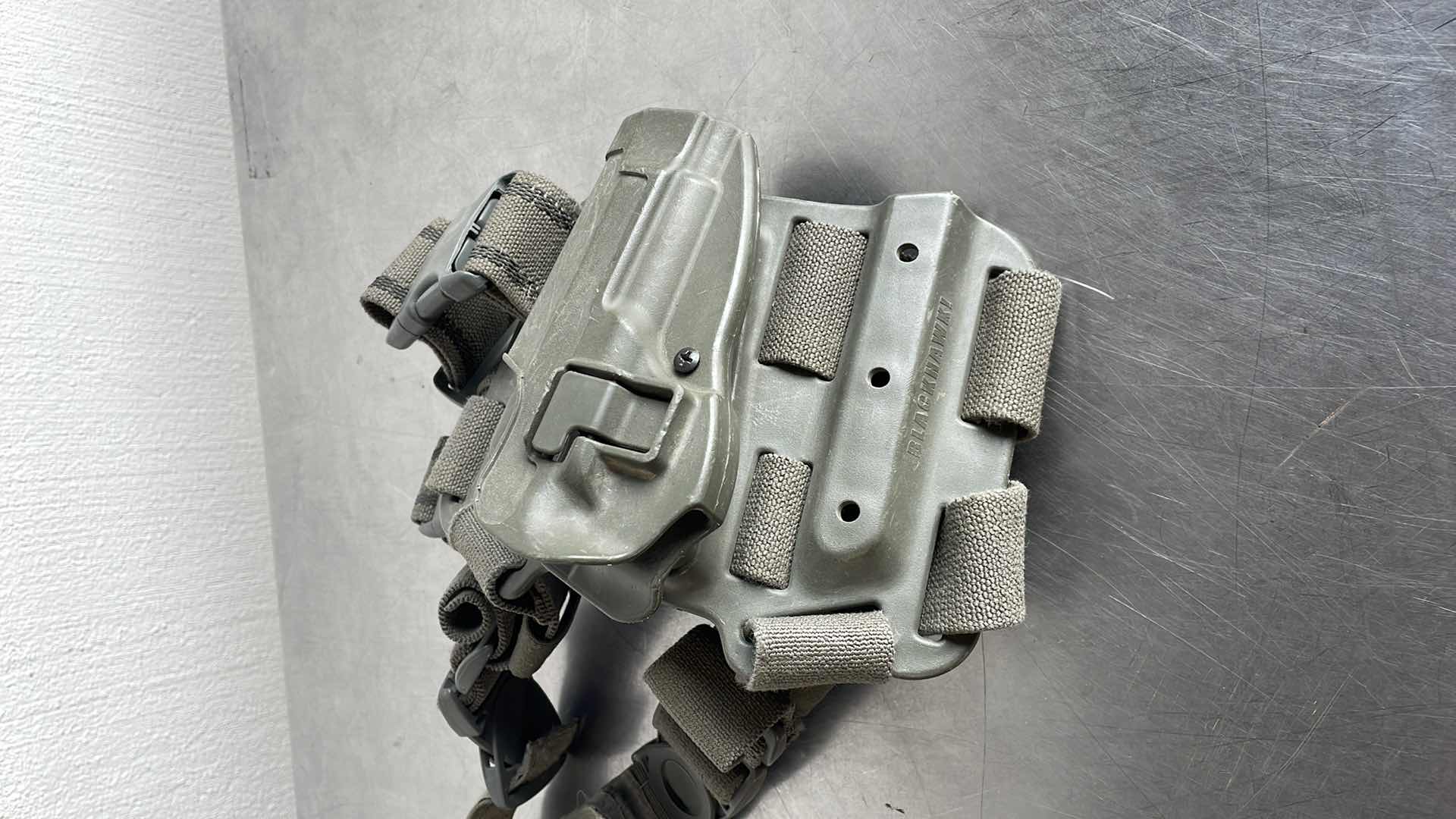 Photo 1 of BLACKHAWK SERPA L3 TACTICAL HOLSTER BERETTA 92/96