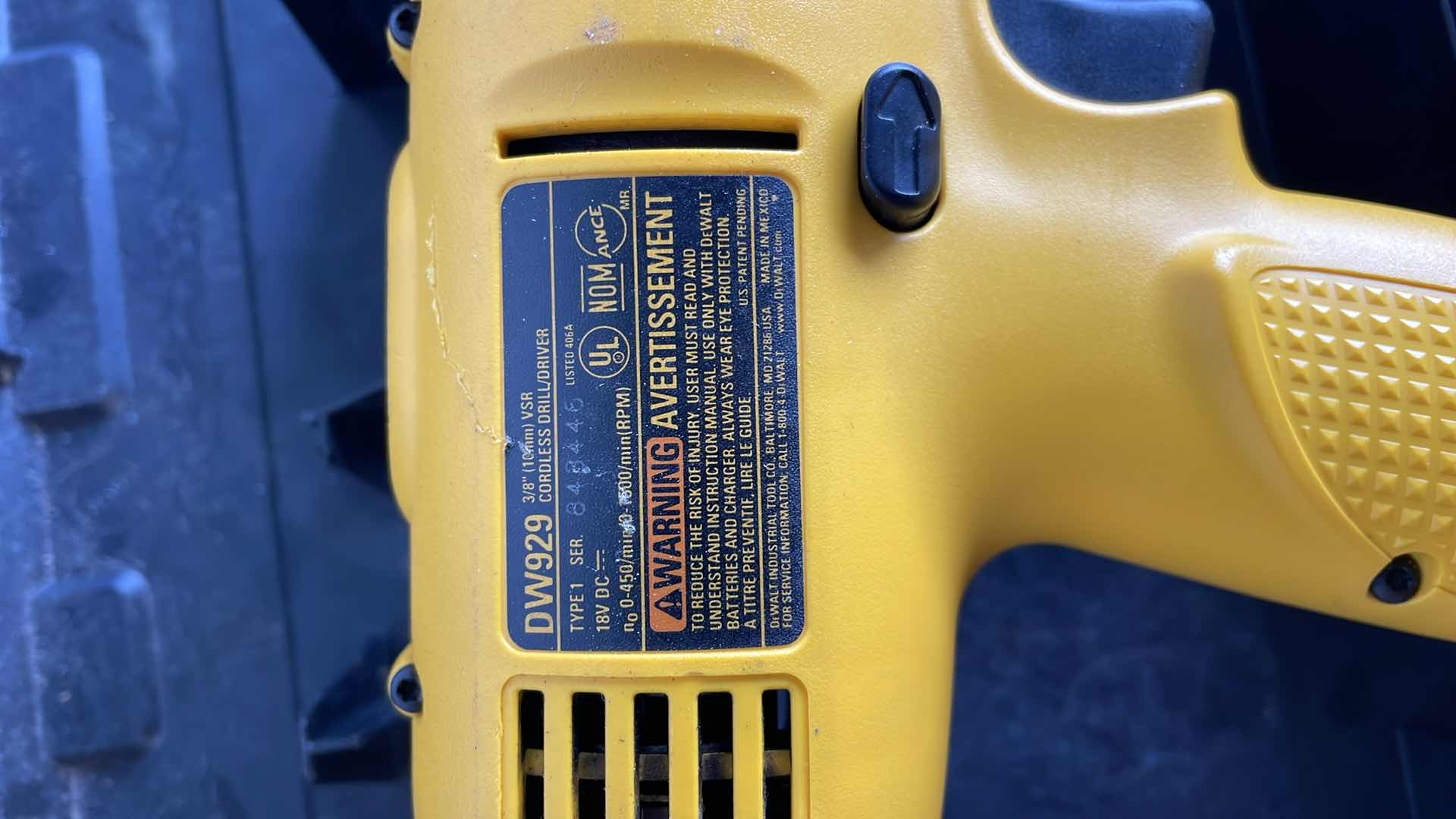 Photo 1 of DEWALT 3/8” 18v CORDLESS DRILL DW929 IN CASE NO BATTERY TESTED WORKING