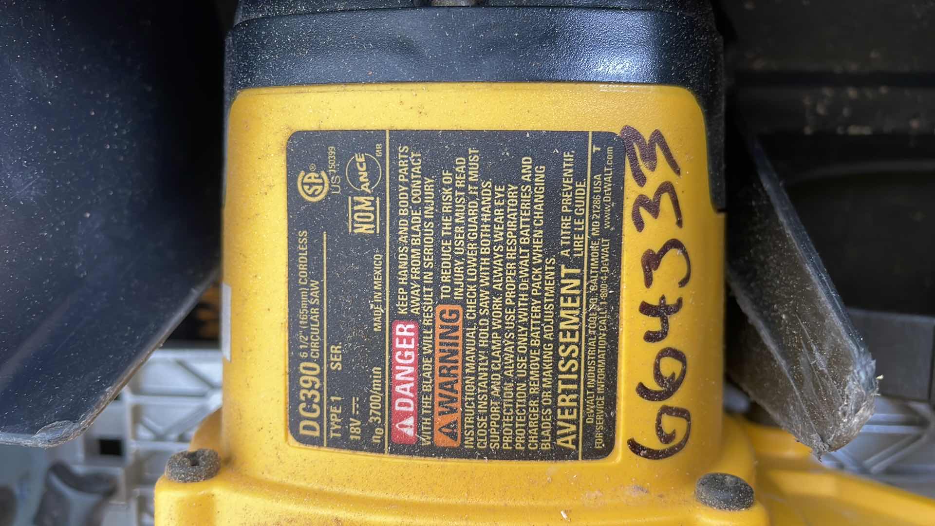 Photo 1 of DEWALT 6-1/2” 18V CORDLESS CIRCULAR SAW DC390 WITH DEWALT CHARGER DW9116 NO BATTERIES IN CASE