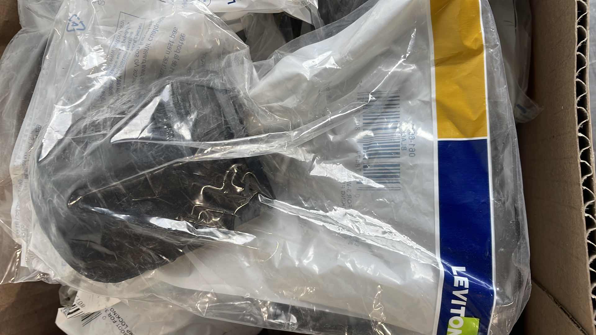 Photo 1 of Leviton 6033 Weather Resistant Plug Boot 20 Amp & 30 Amp (10)