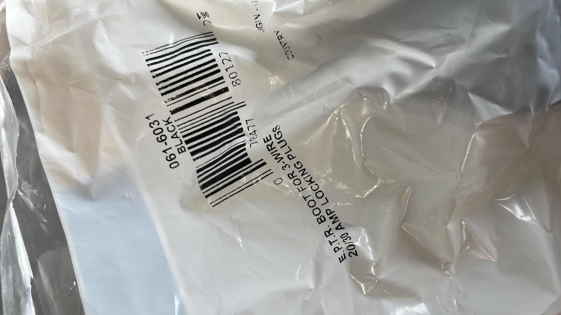 Photo 1 of Leviton 6033 Weather Resistant Plug Boot 20 Amp & 30 Amp (10)