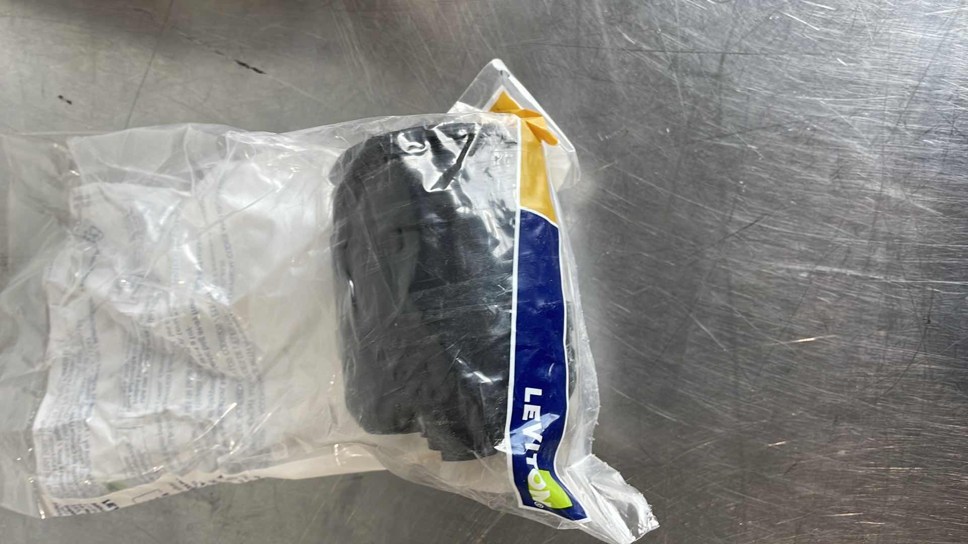 Photo 1 of LEVITON 6033 WEATHER RESISTANT PLUG BOOT 20 AMP & 30 AMP (10)