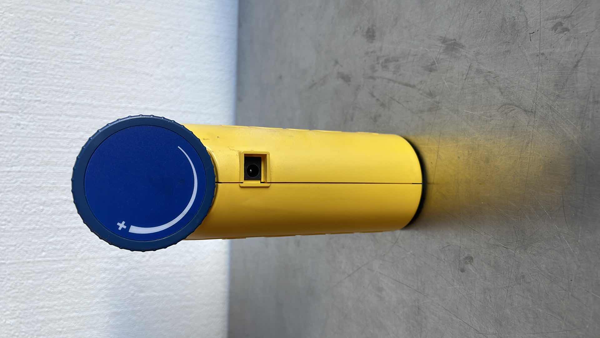 Photo 1 of LAERDAL COMPACT SUCTION UNIT 4, LCSU 4