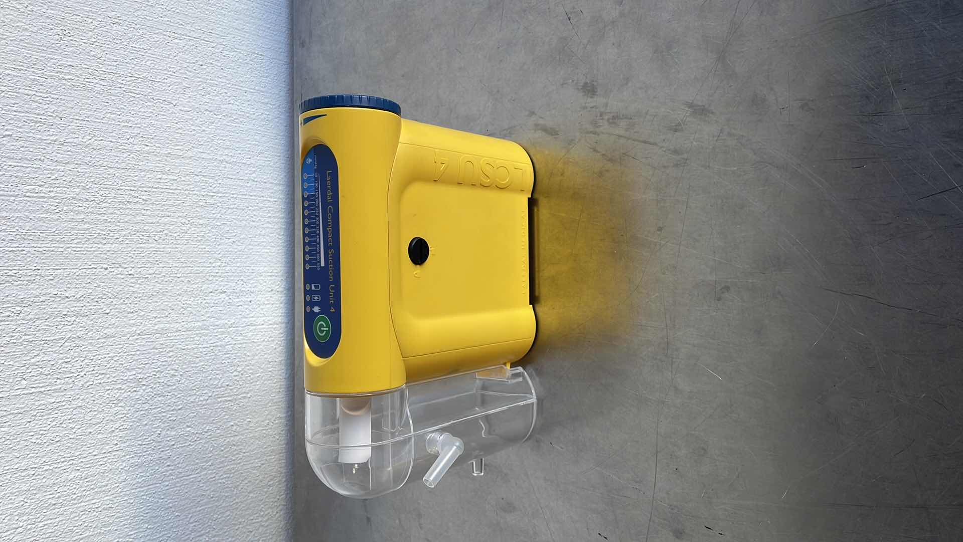 Photo 1 of LAERDAL COMPACT SUCTION UNIT 4, LCSU 4