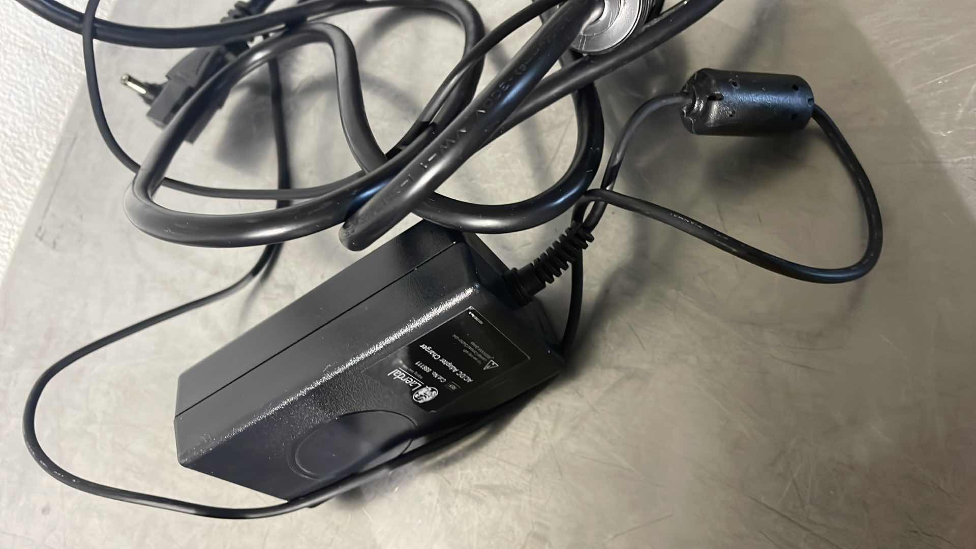 Photo 1 of LCSU 4 COMPACT SUCTION UNIT WITH CASE