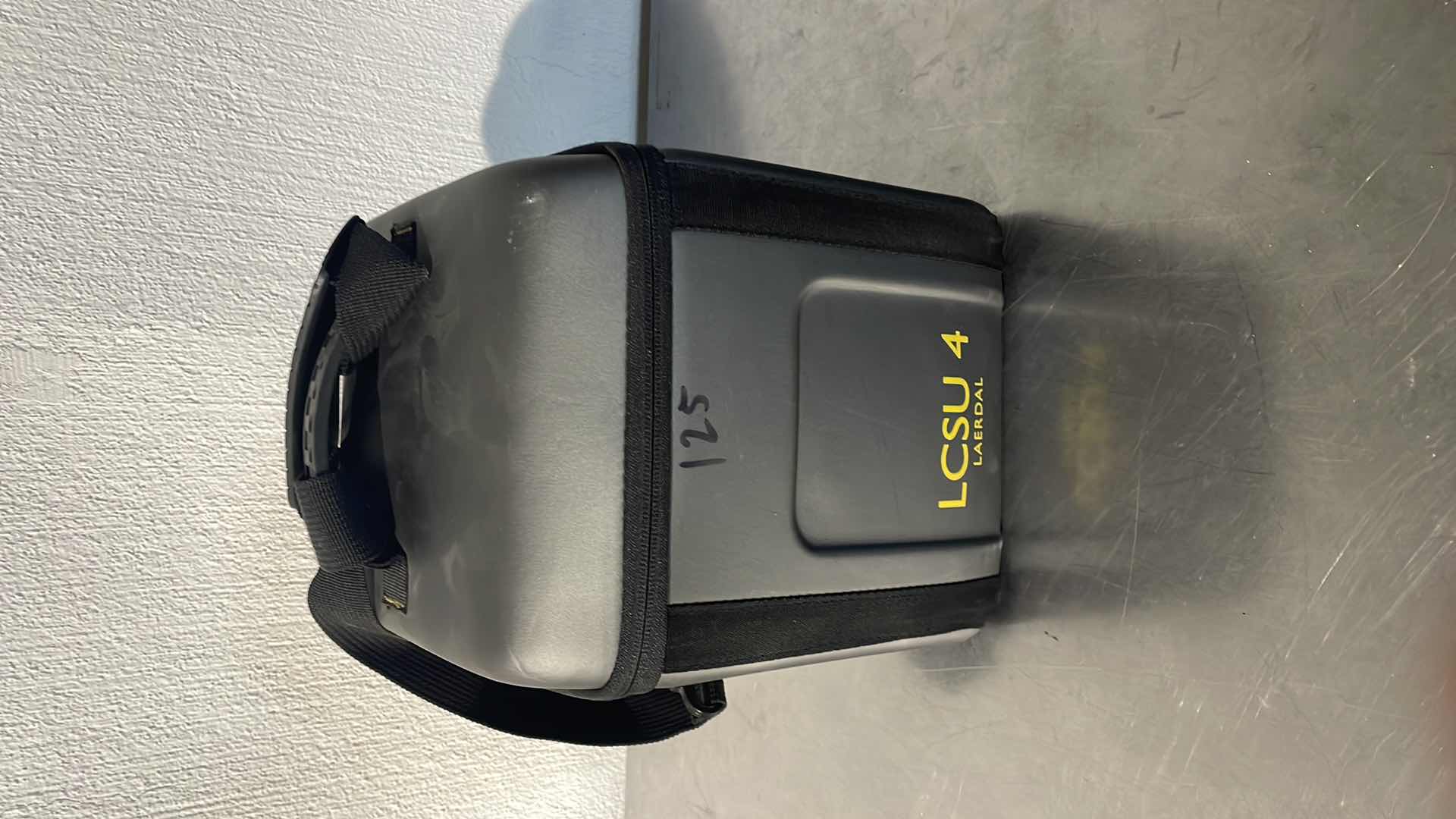 Photo 1 of LCSU 4 COMPACT SUCTION UNIT WITH CASE