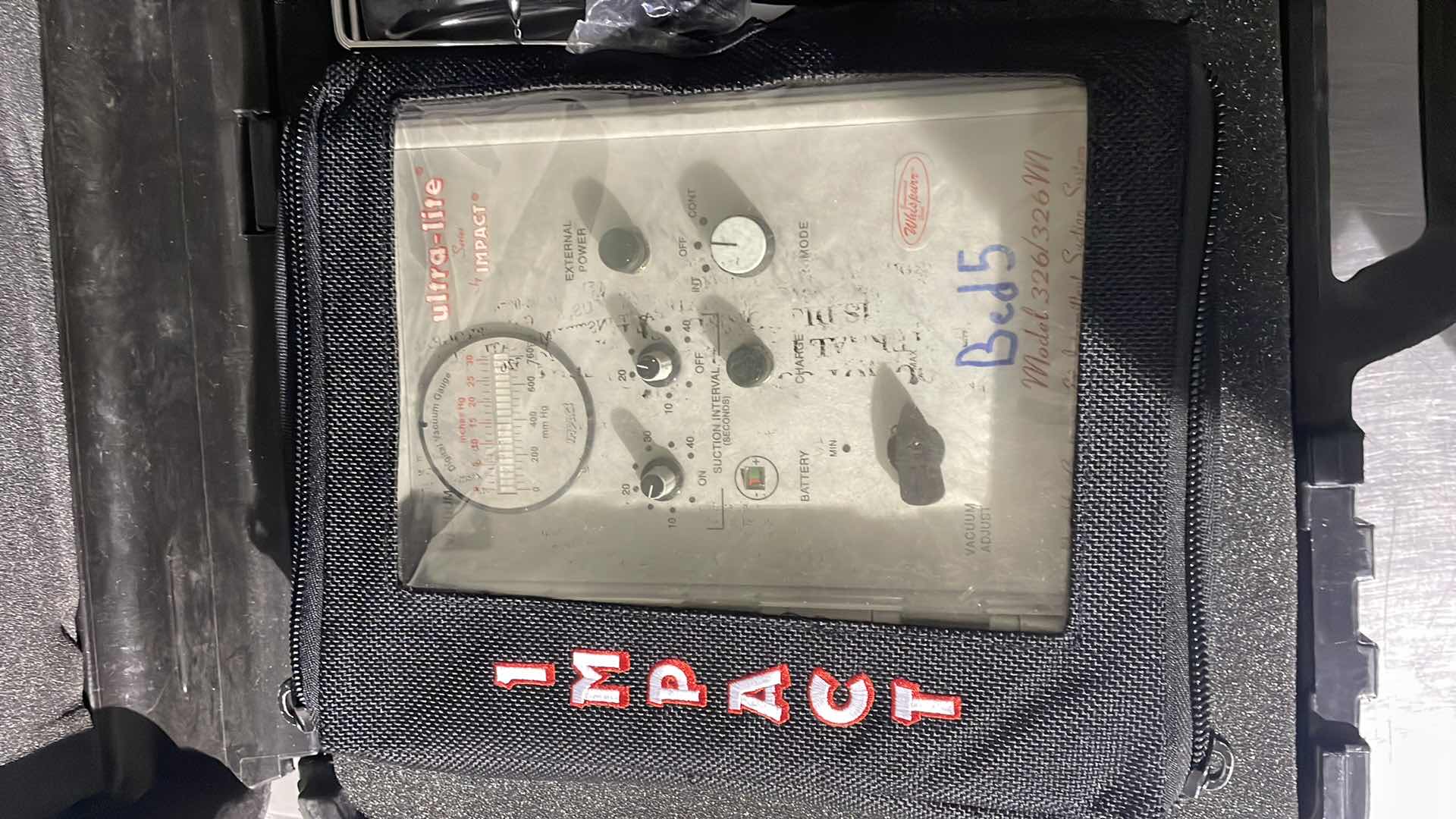 Photo 1 of SUCTION APPARATUS, SURGICAL, AND GASTROINTESTINAL ABDOMINAL DRAINAGE, PORTABLE, BATTERY OPERATED, AC/DC RECHARGEABLE MODEL 326M UNABLE TO TEST