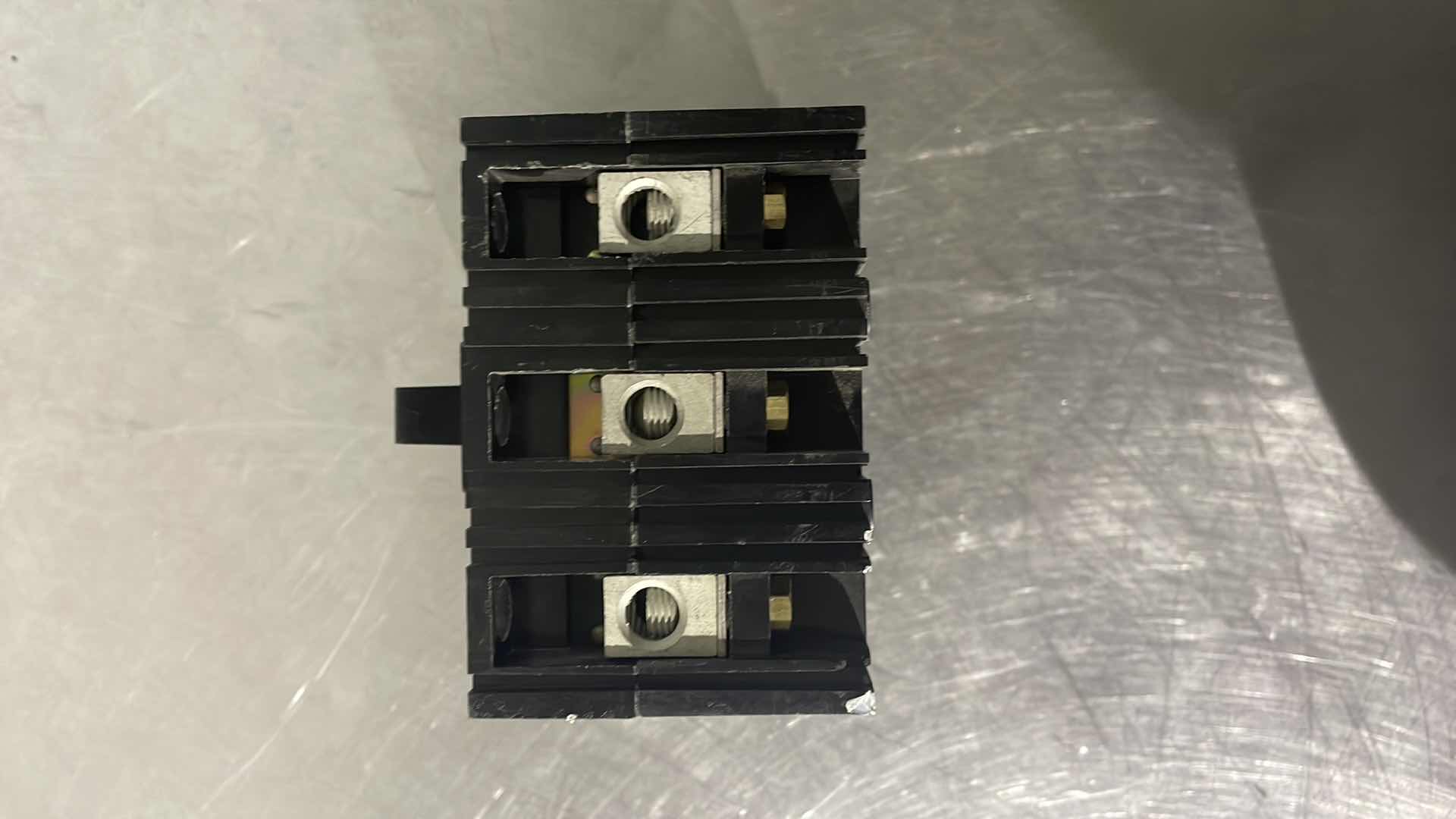 Photo 1 of GENUINE SQUARE D FAP36015 15AMP CIRCUIT BREAKER 3POLE 600VAC FAL