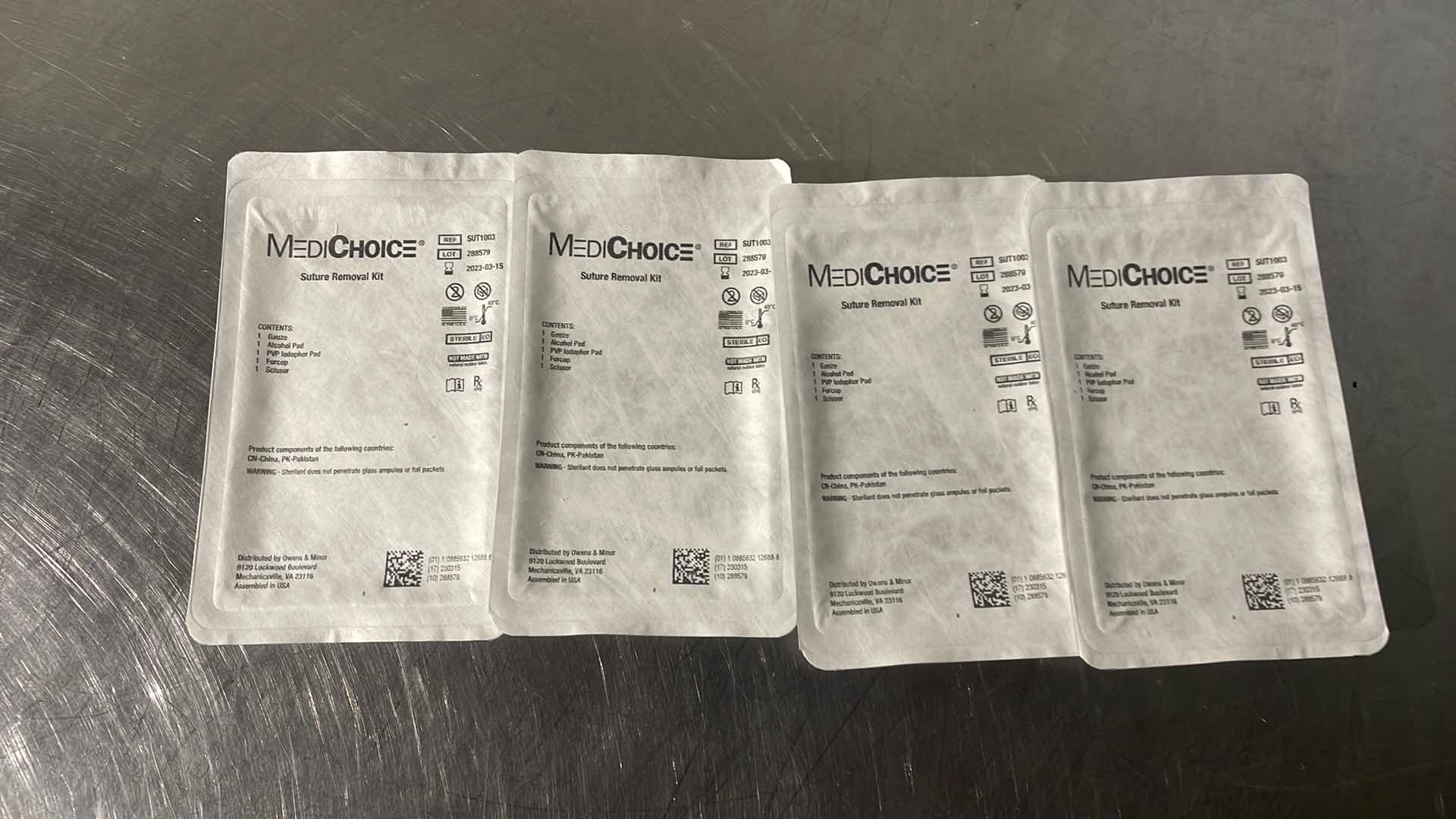 Photo 1 of SUTURE REMOVAL KIT (4)