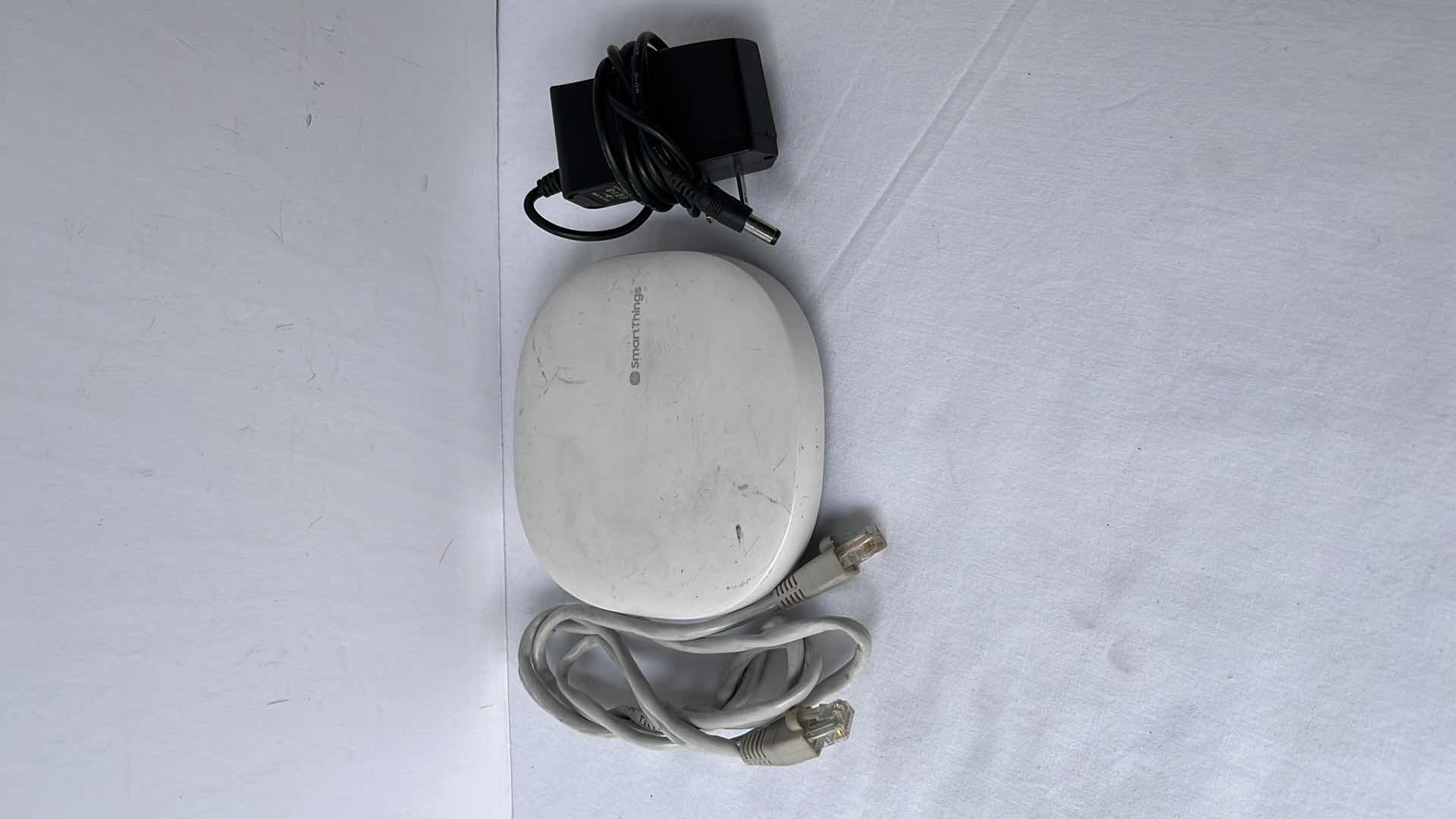 Photo 1 of SAMSUNG SMART THINGS V3 HUB 3RD GENERATION, WHITE (IM6001-VP301)