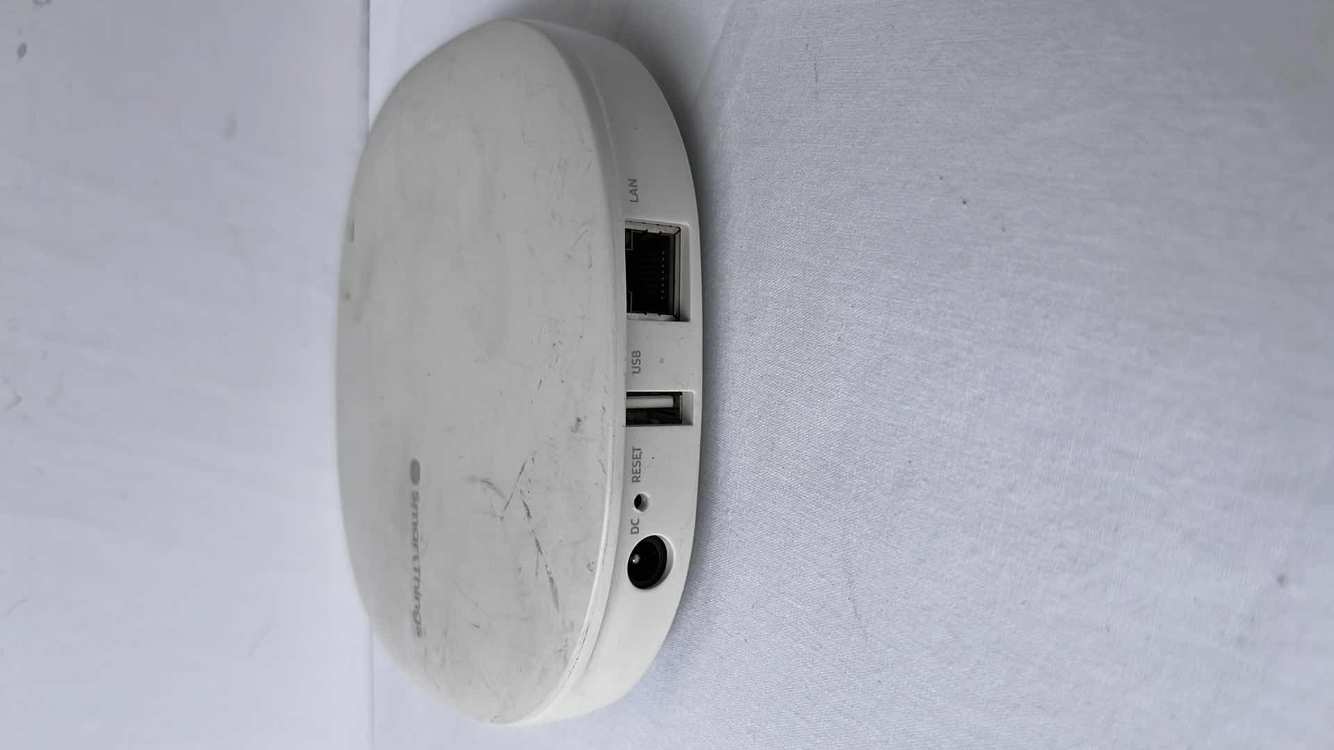 Photo 1 of SAMSUNG SMART THINGS V3 HUB 3RD GENERATION, WHITE (IM6001-VP301)