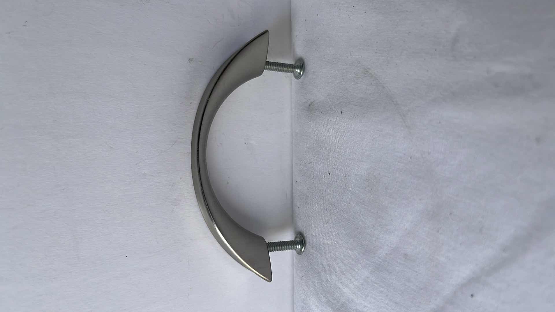 Photo 1 of CUPBOARD/DOOR HANDLES, METAL SATIN FINISH (39 PCS)