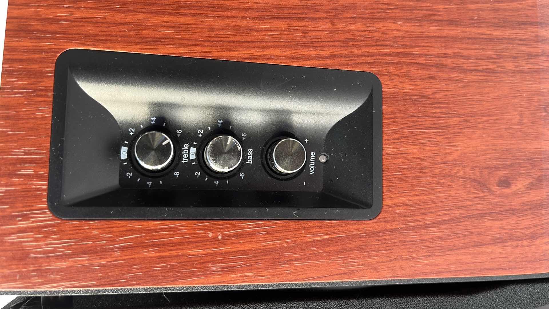 Photo 1 of EDIFIER BLUETOOTH MULTIMEDIA BOOKSHELF SPEAKERS (MODEL R1700BT)