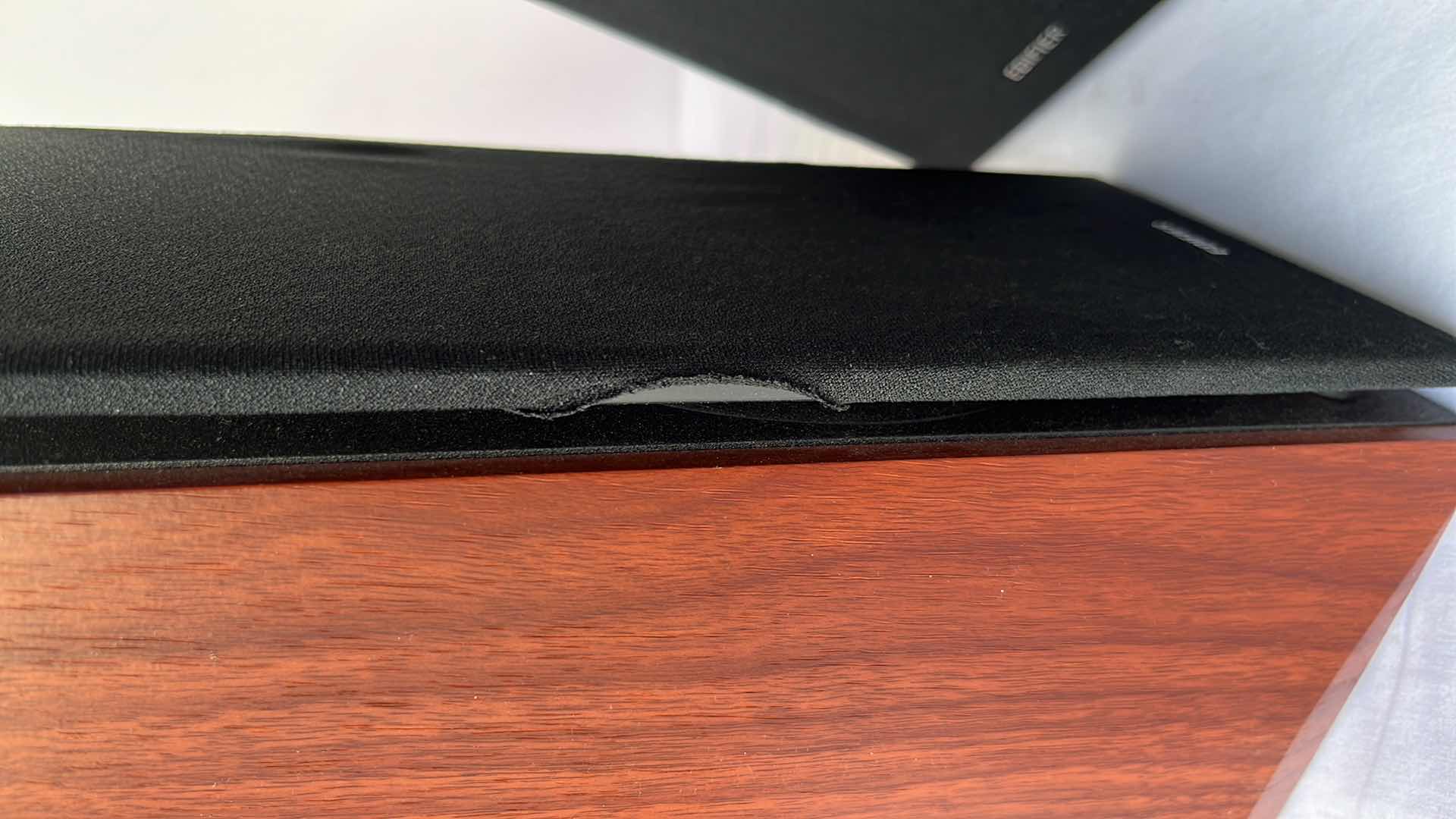 Photo 1 of EDIFIER POWERED MULTIMEDIA BLUETOOTH BOOKSHELF SPEAKERS W REMOTE (R2000DB)