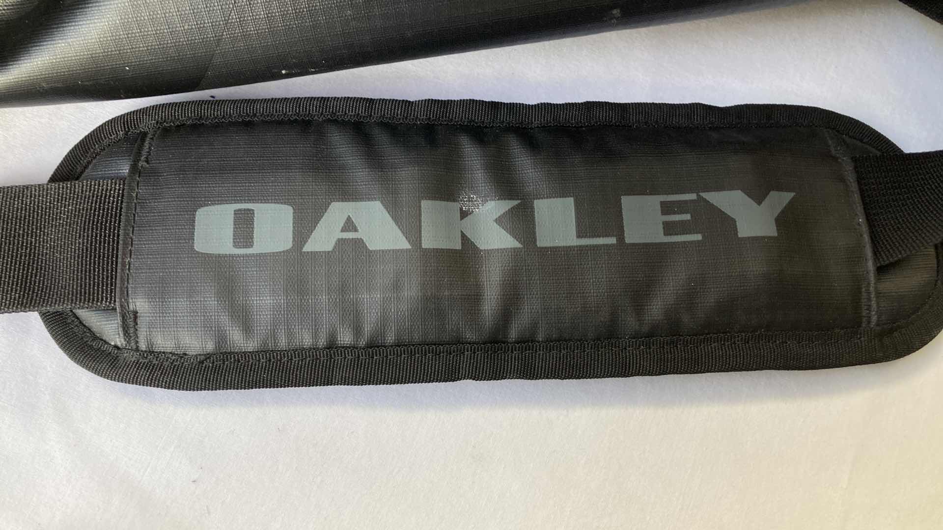 Photo 5 of OAKLEY BLACK NYLON BAG 21” X 12” H19”