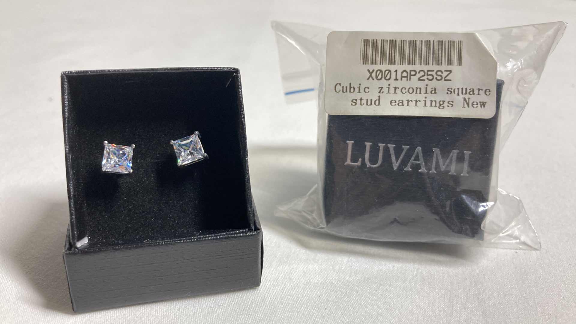Photo 1 of NEW LUVAMI CUBIC ZIRCONIA 0.25” SQUARE STUD EARRINGS (20)