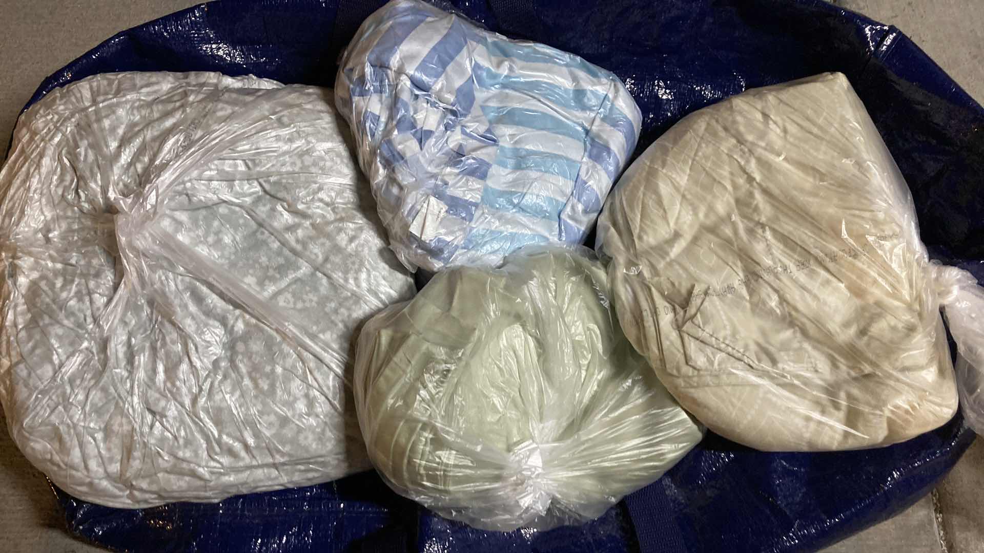 View 3 of BATHROBES (3) & SHEETS (4) VARIOUS SIZES & COLORS W NYLON BAG