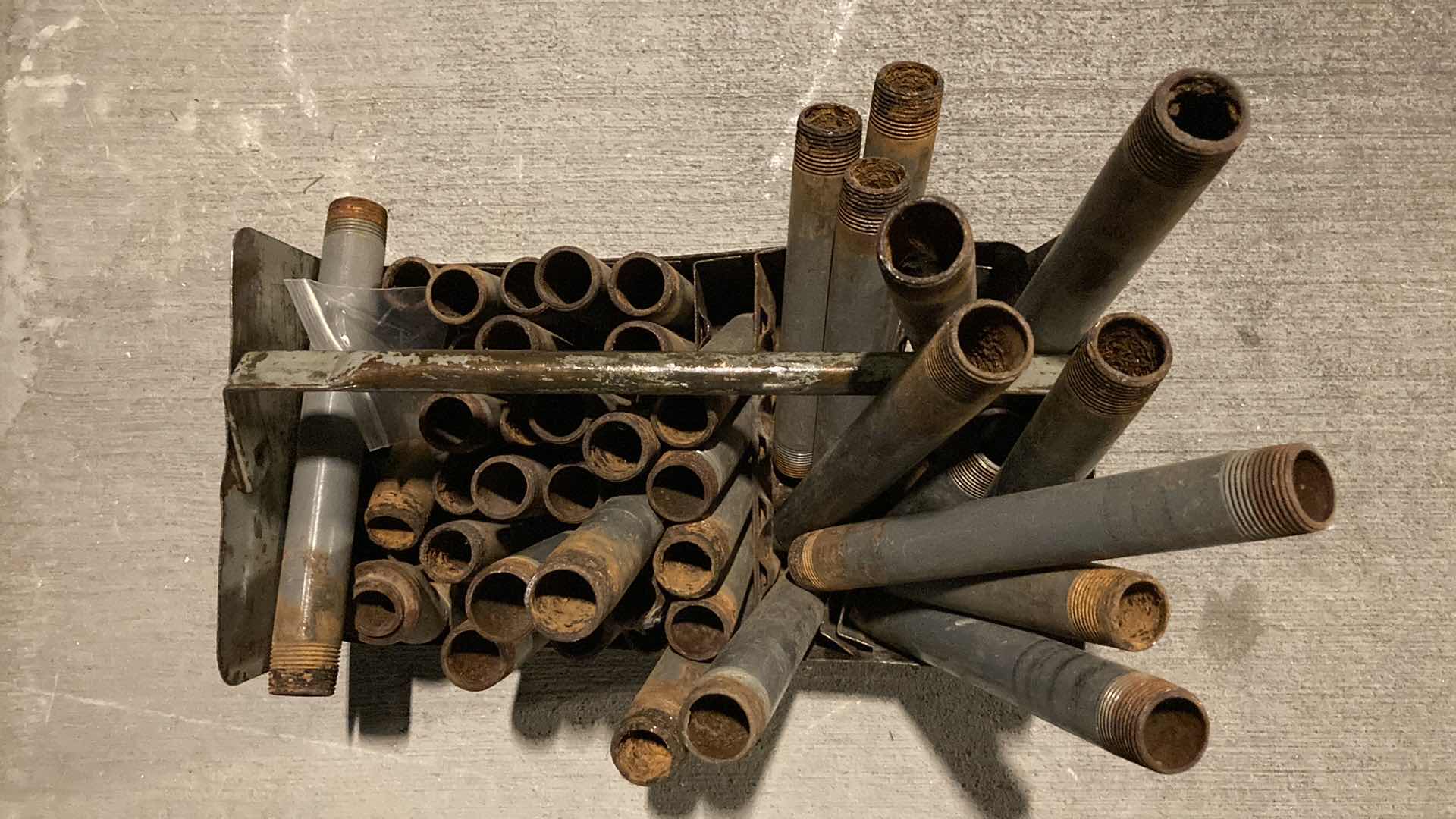 Photo 1 of STEEL PIPE CARRIER W DUAL THREADED MULTI LENGTH 1” PIPE