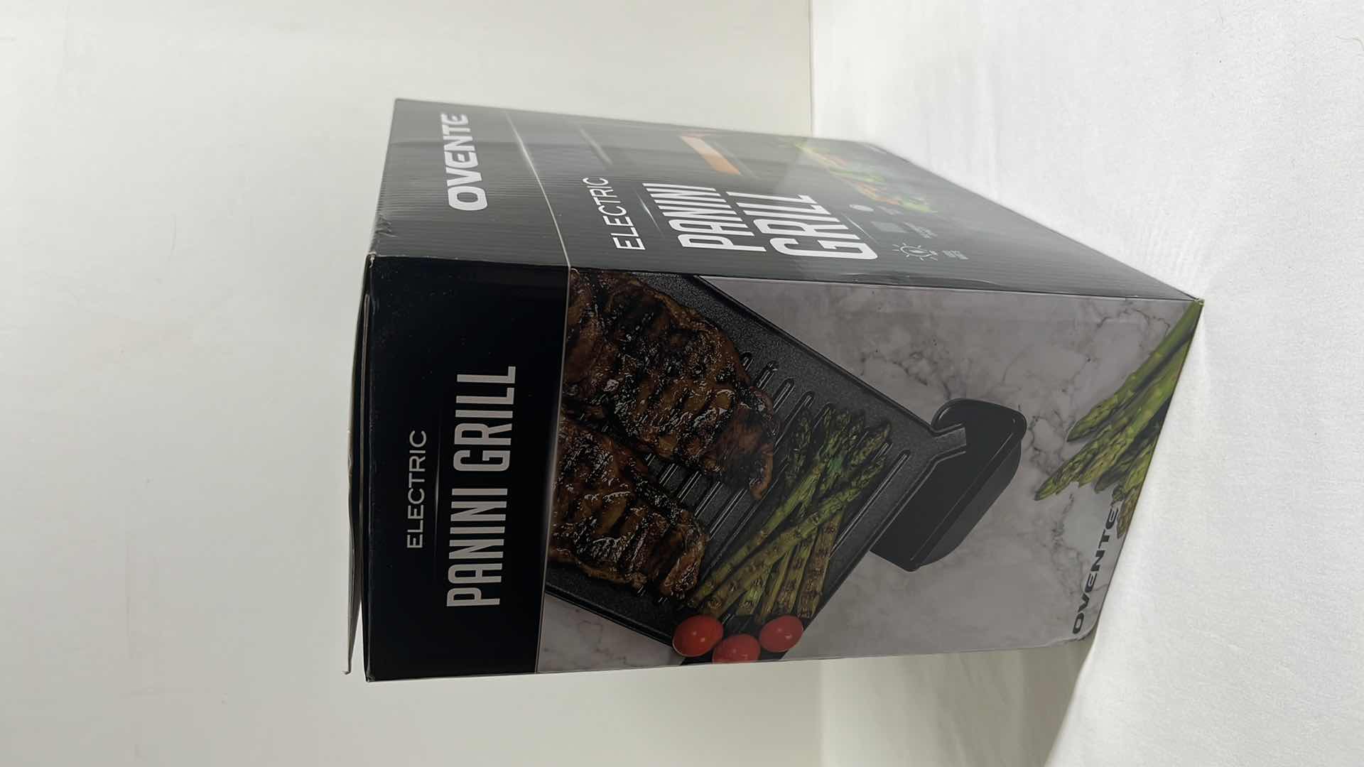 Photo 1 of NEW OVENTE ELECTRIC PANINI GRILL MODEL GP0620C0