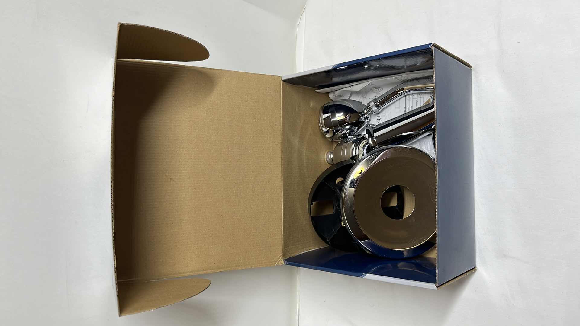 Photo 1 of AQUA SOURCE SINGLE HANDLE CHROME FINISH PRESSURE BALANCED TUB & SHOWER FAUCET   MODEL 0309693