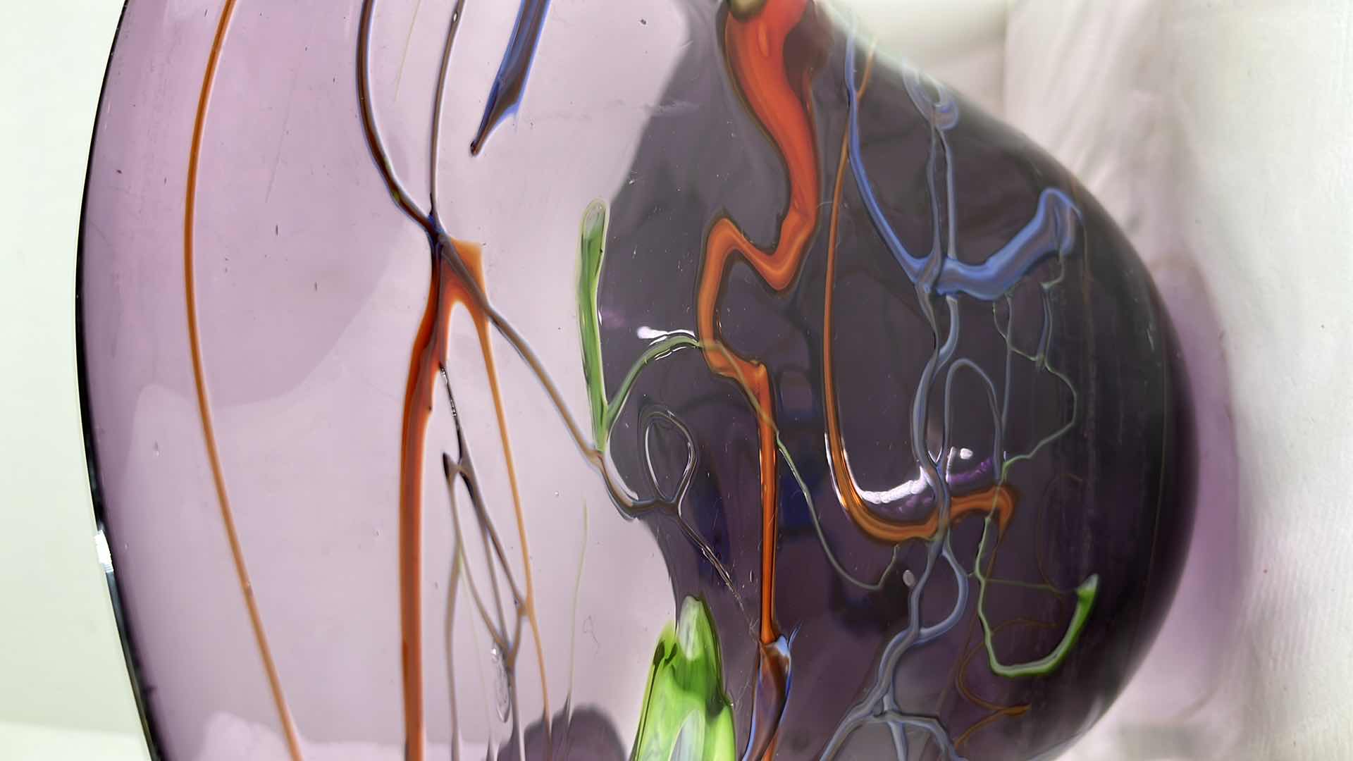 Photo 2 of AMETHYST GLASS CENTERPIECE BOWL W RUFFLE RIM 22” X 20” H10”